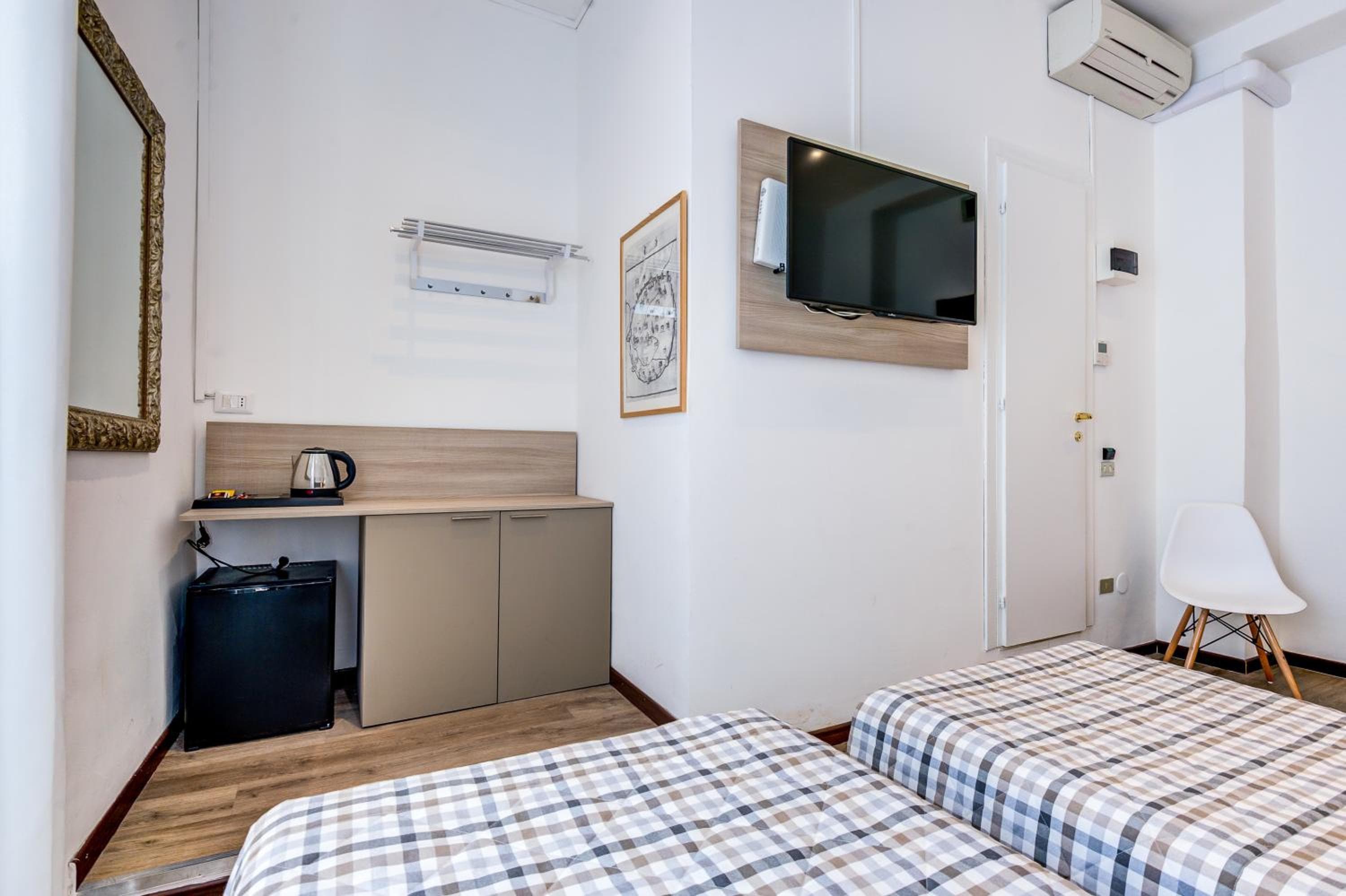Hotel Bernina — 7