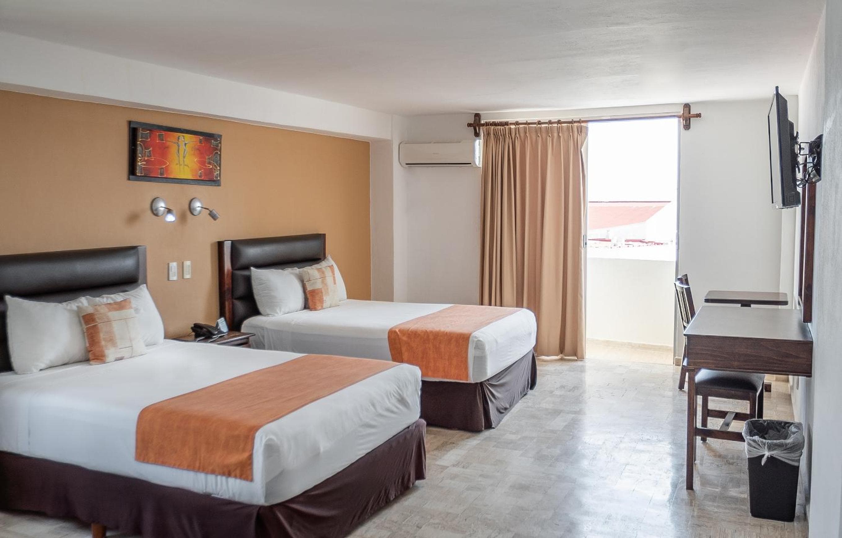 Hotel Calypso Cancun — 8