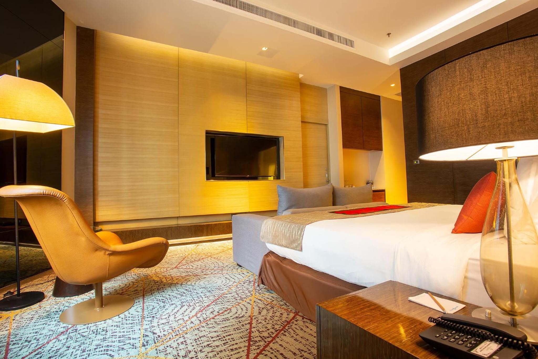 Graceland Bangkok by Grace Hotel — 6