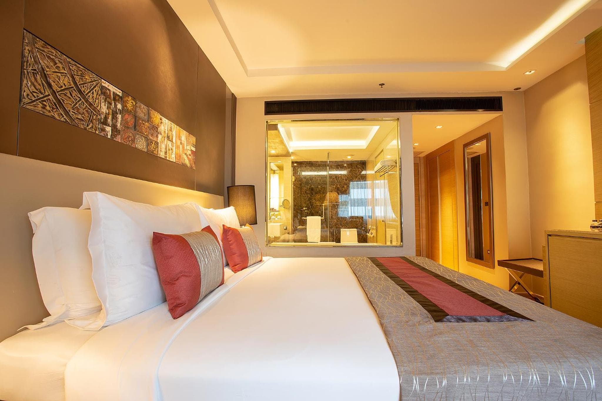 Graceland Bangkok by Grace Hotel — 4