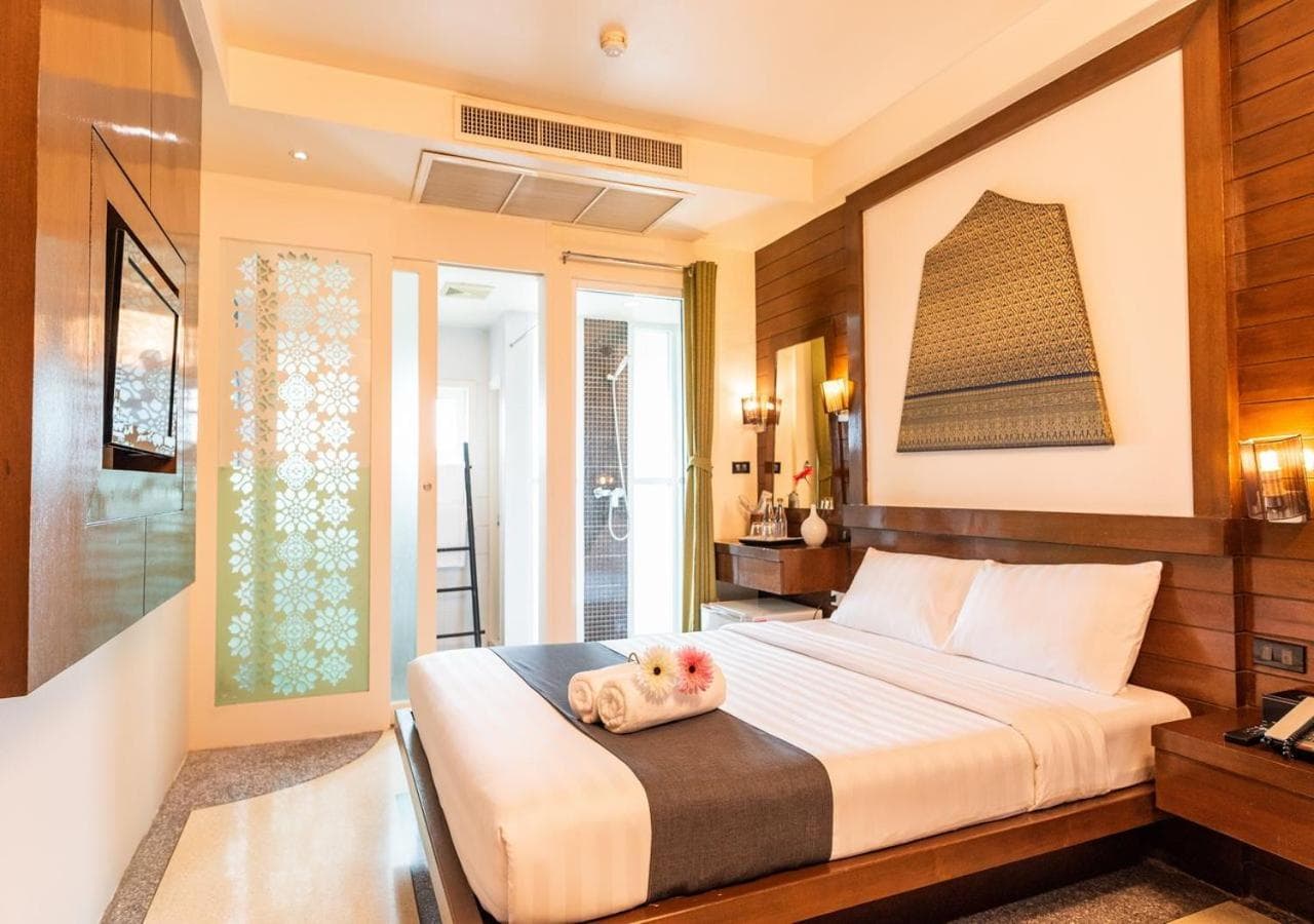 D&D Inn Khaosan — 19