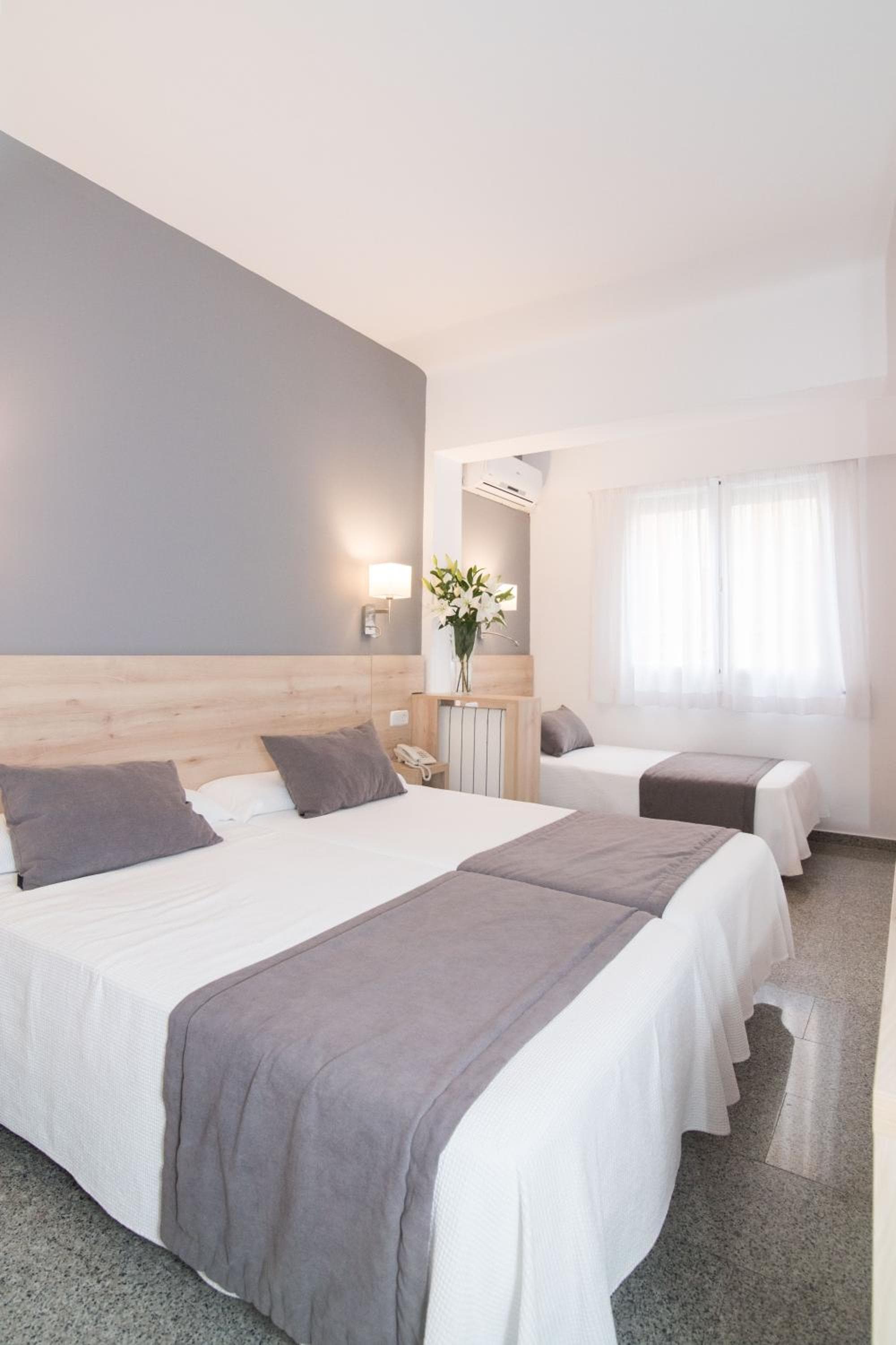 Hotel Abelay — 26