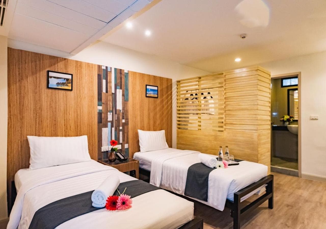 D&D Inn Khaosan — 11