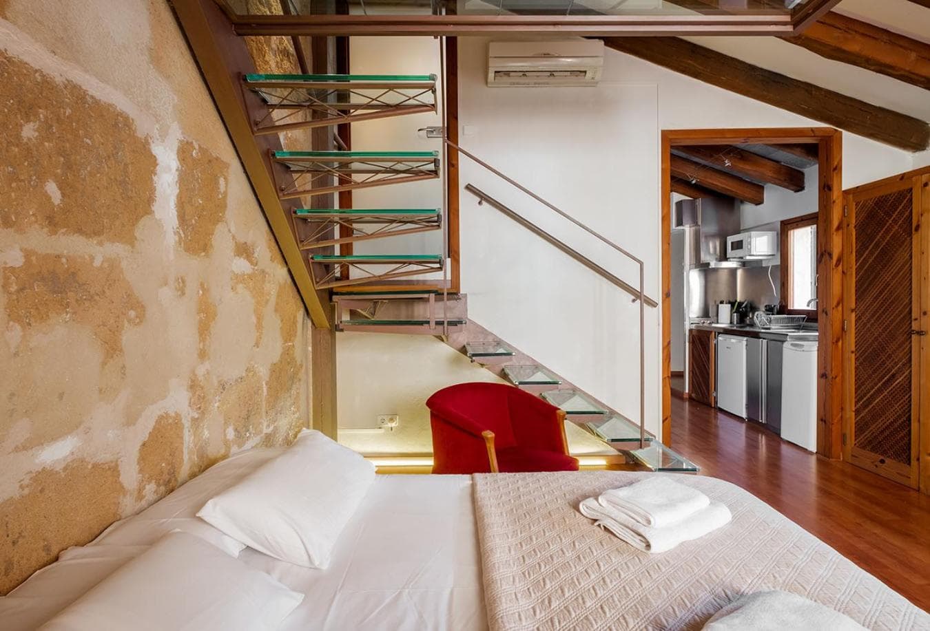 Ramón Llull House — 26