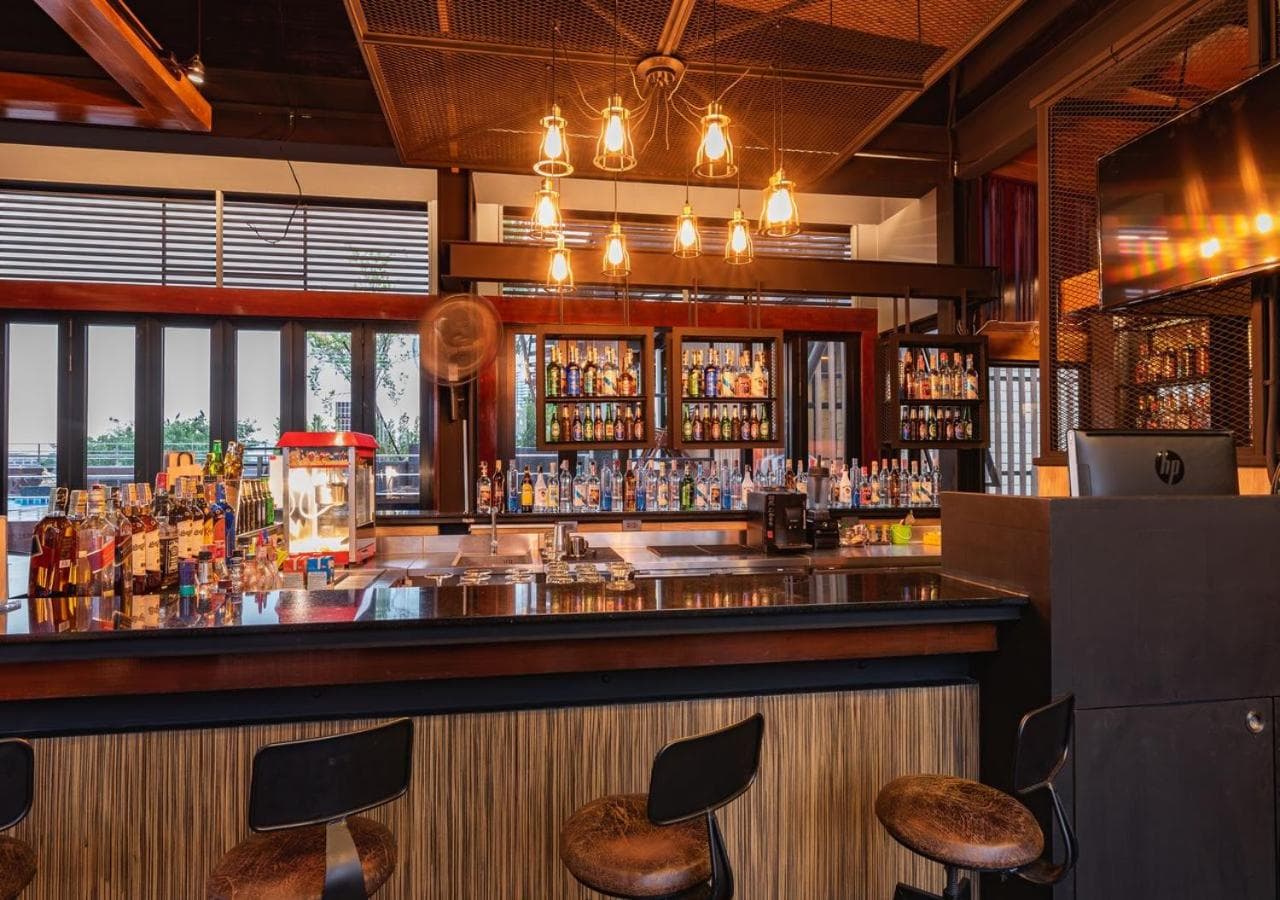 D&D Inn Khaosan — 24