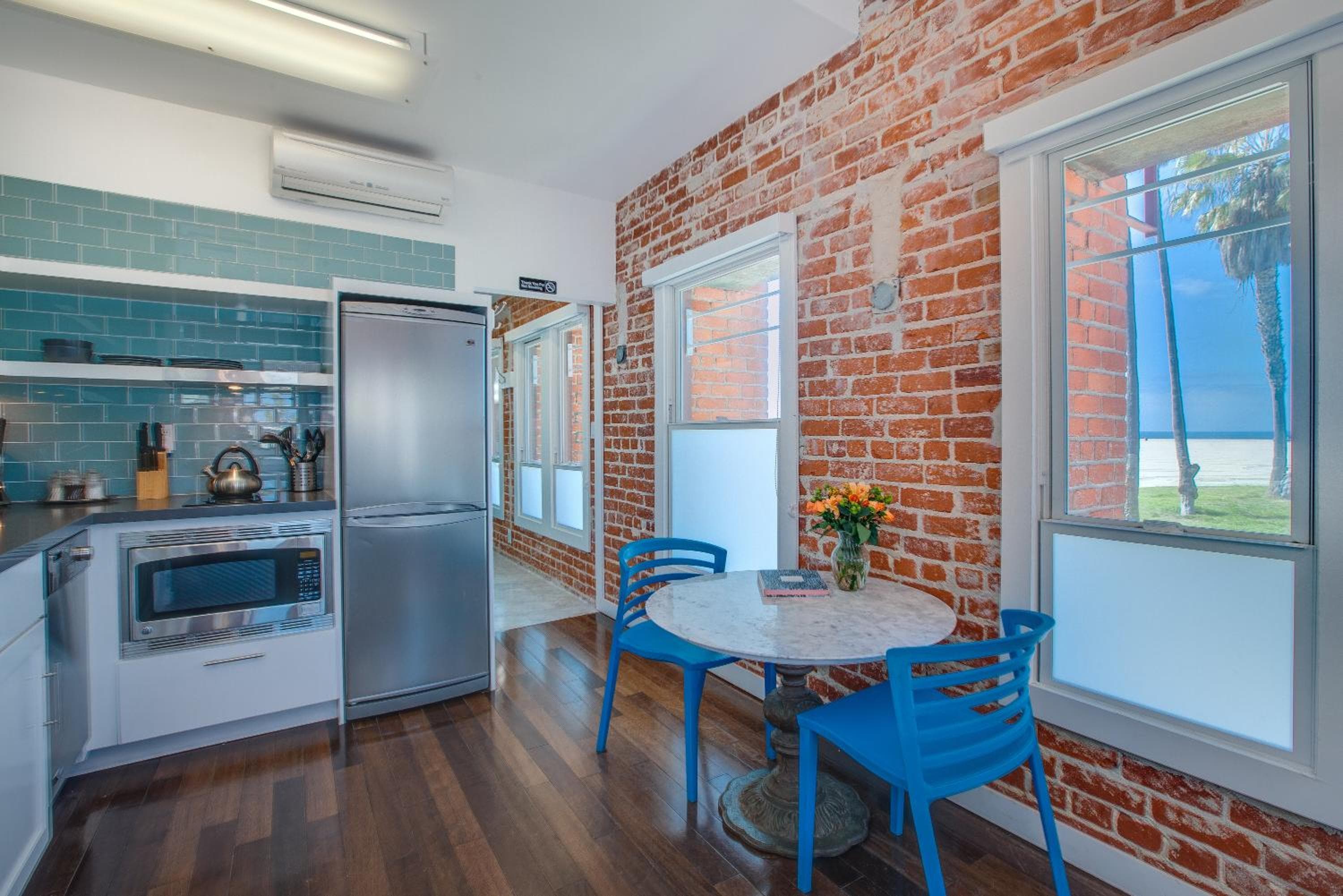 Venice Breeze Suites — 13