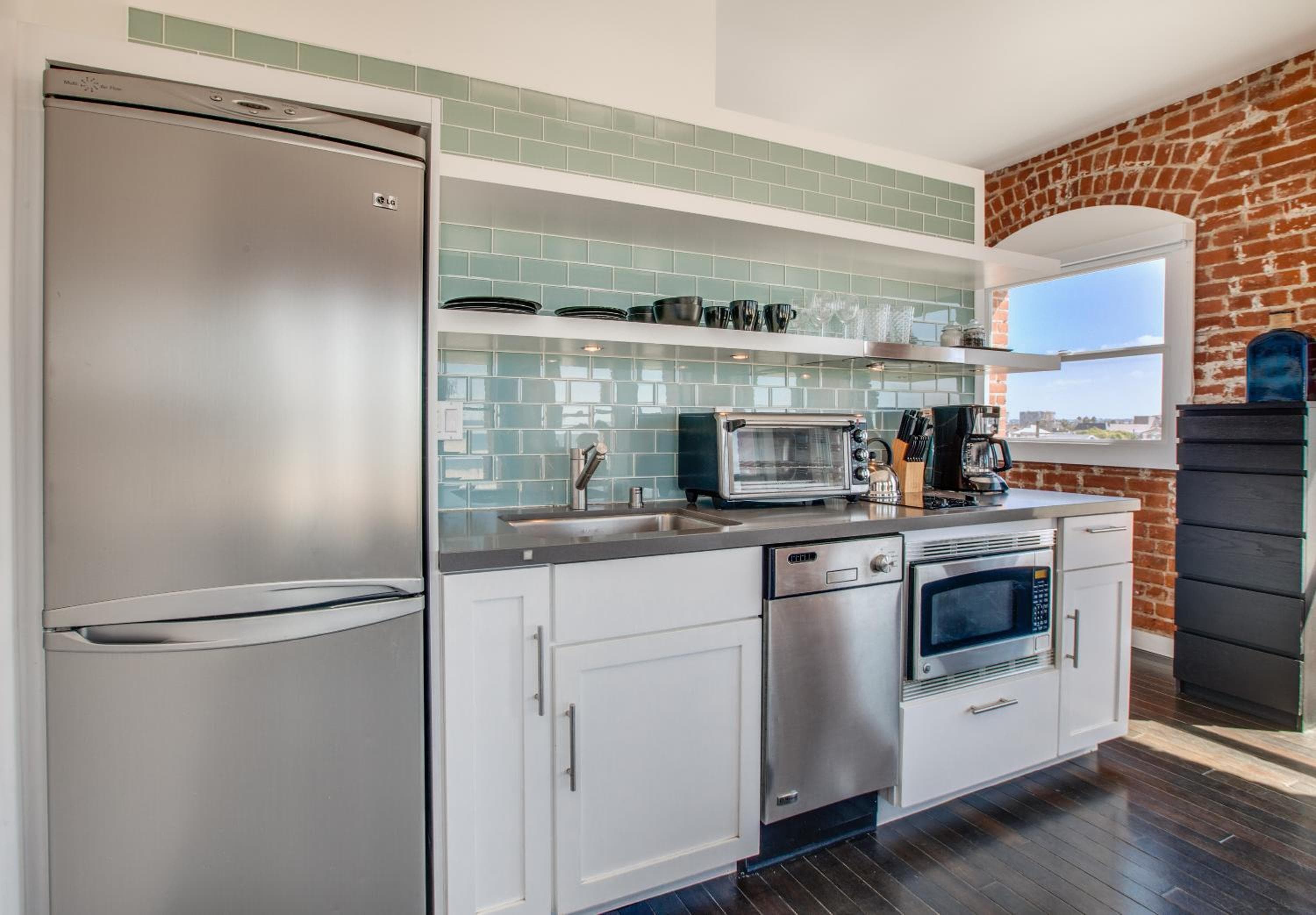 Venice Breeze Suites — 18