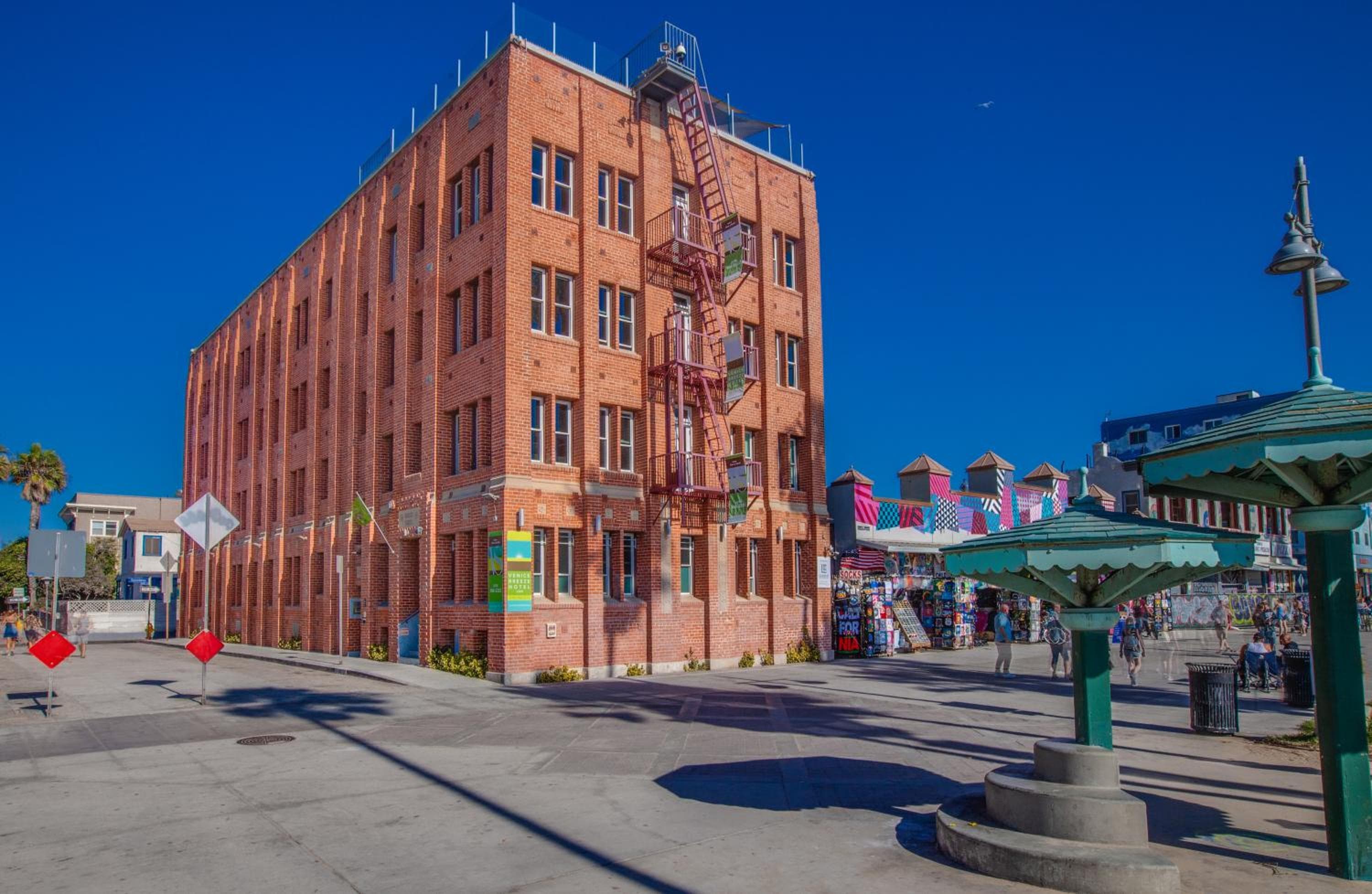 Venice Breeze Suites — 11