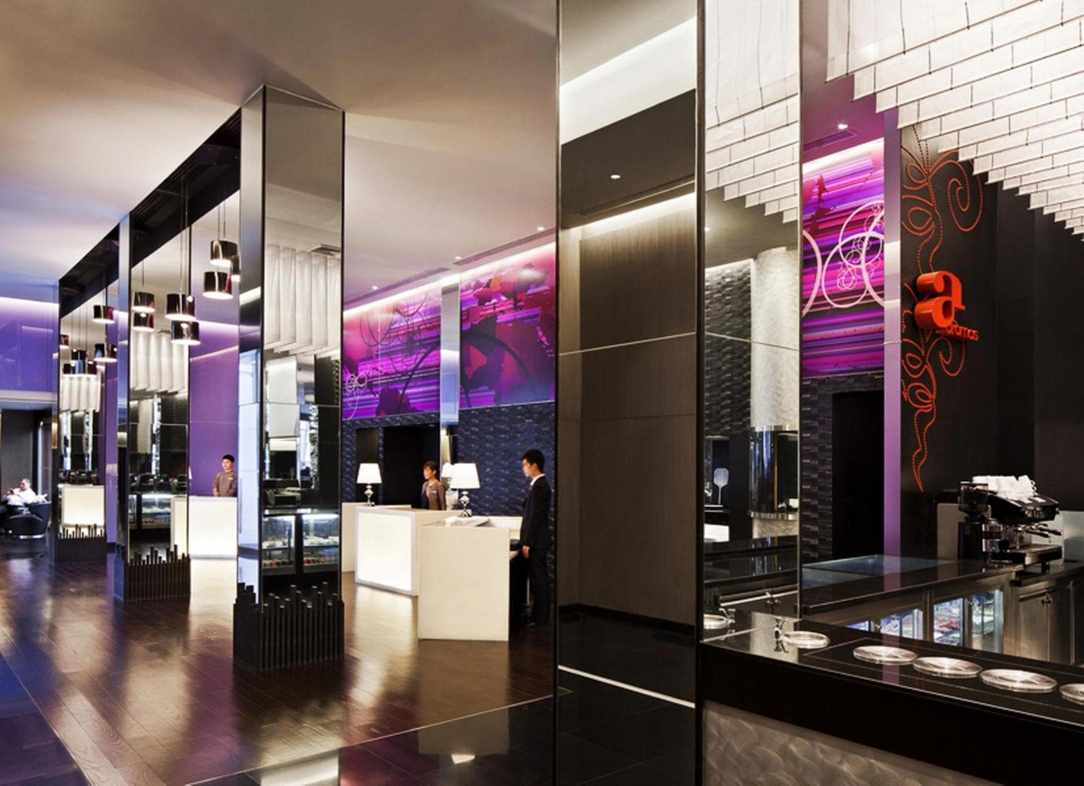 Radisson Suites Bangkok Sukhumvit — 27