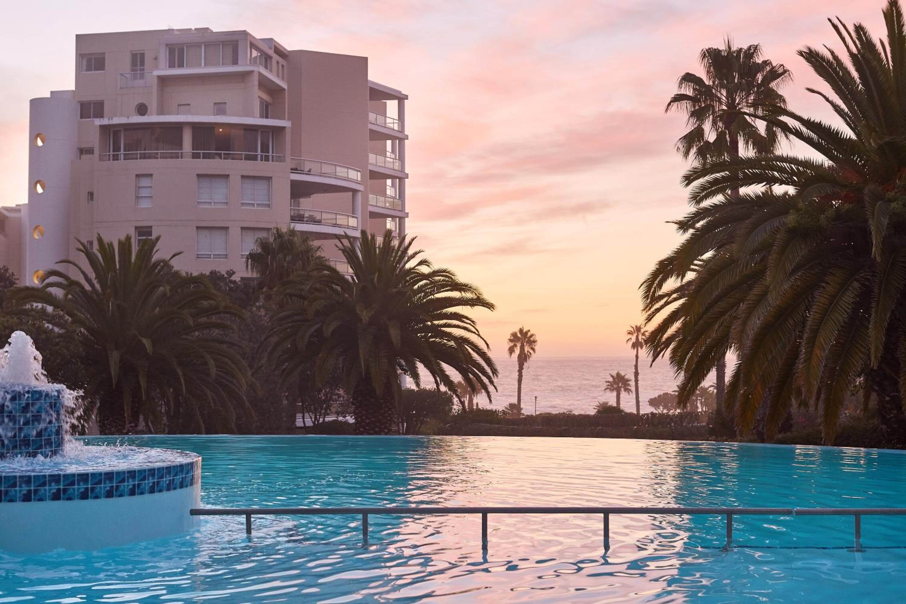 President Hotel hotel, 4 Alexander Road, Bantry Bay, Cape Town, South Africa — photo 8