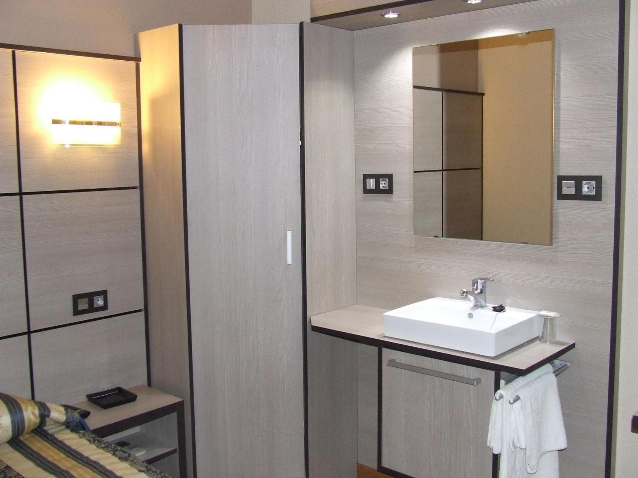 Hostal Larios — 12