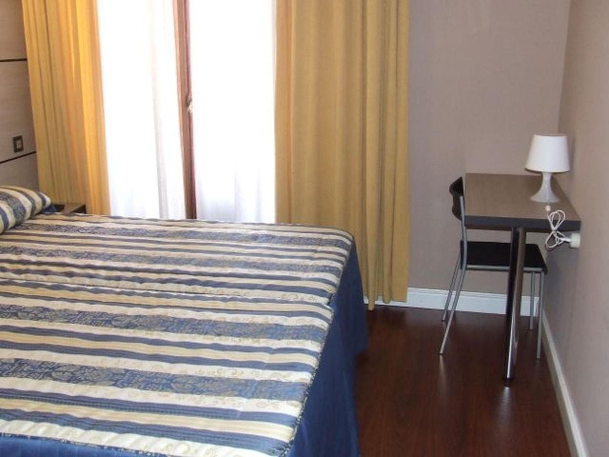 Hostal Larios — 16