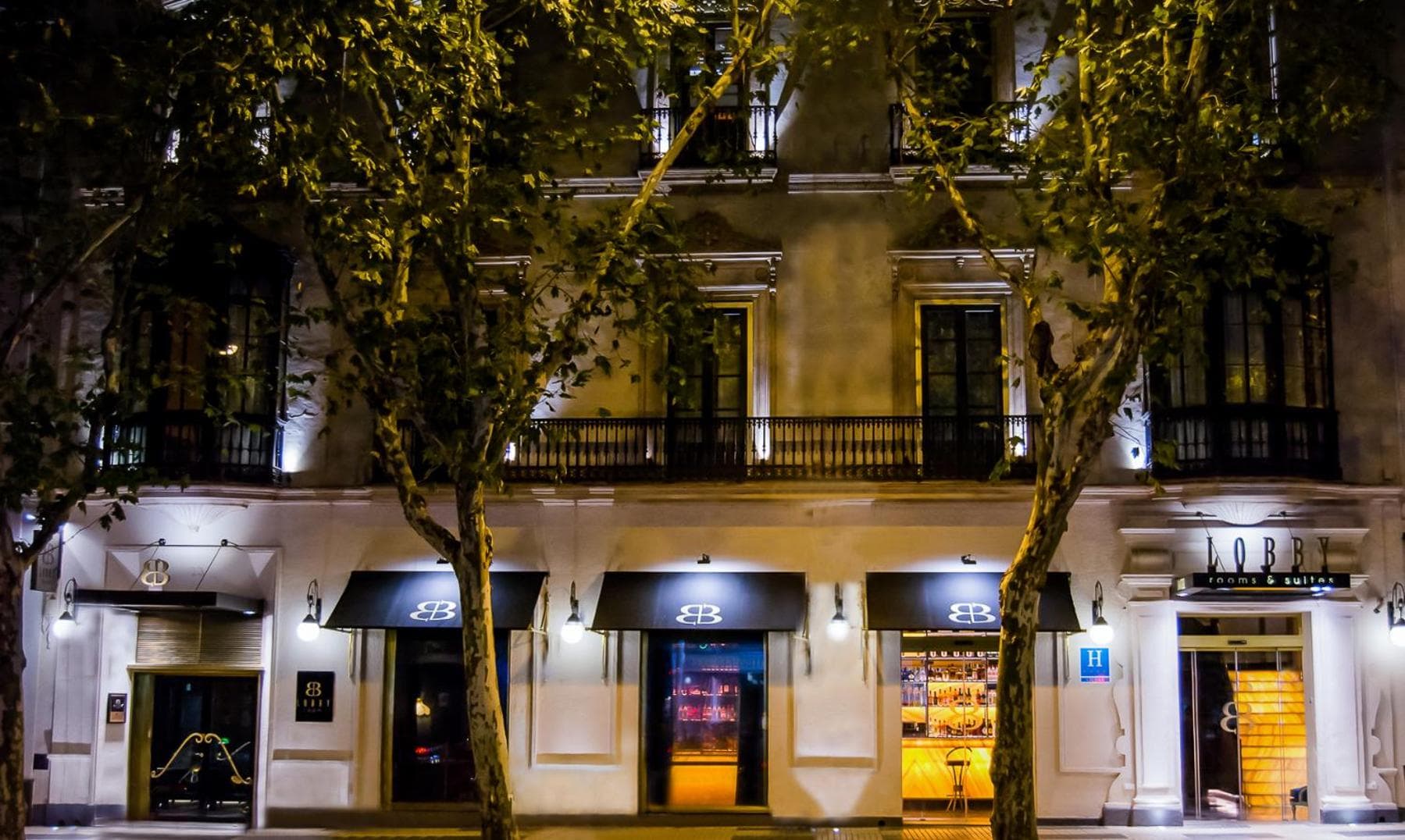Camera nella hall dell'hotel Siviglia — 22
