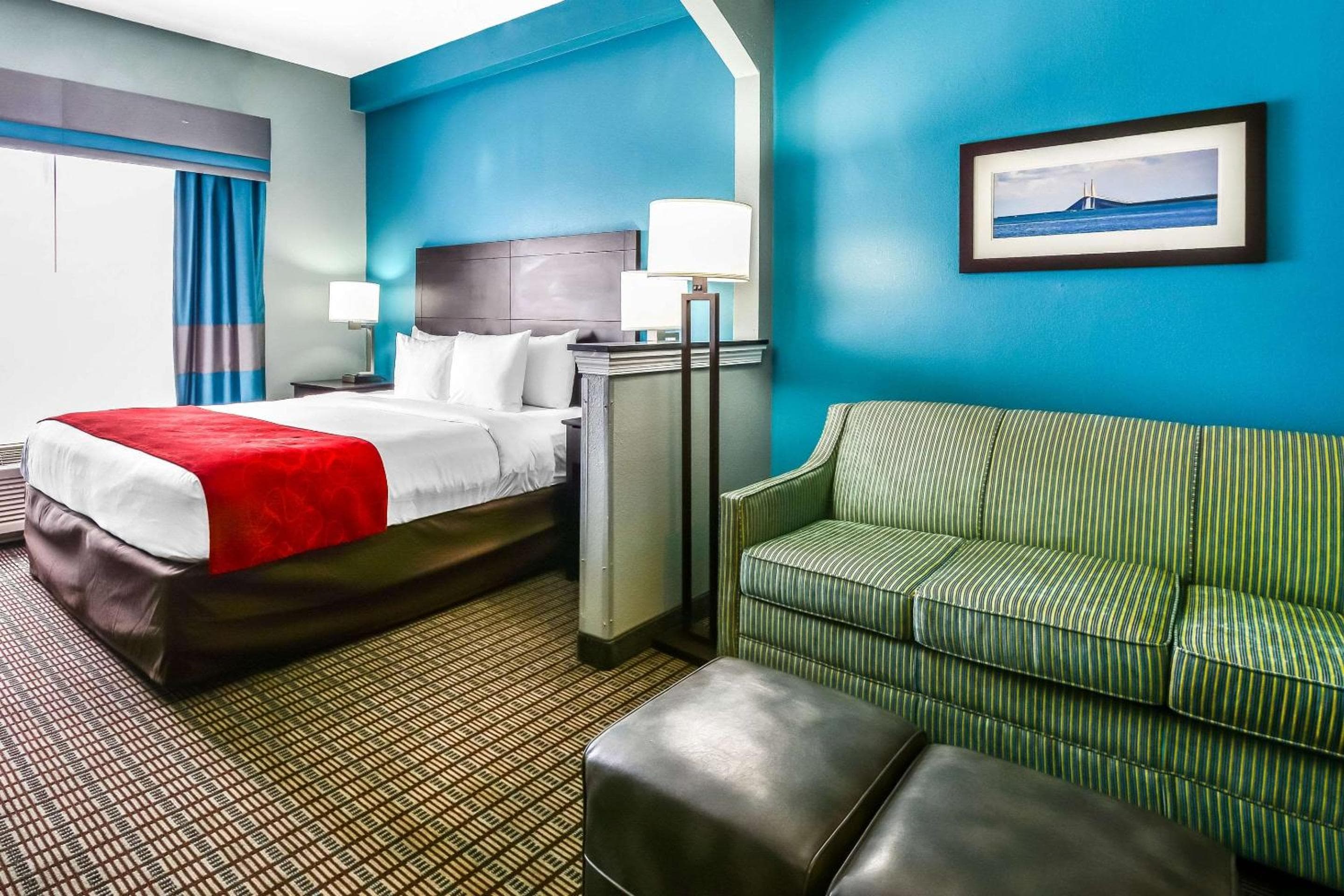 Comfort Suites Tampa - Brandon — 3