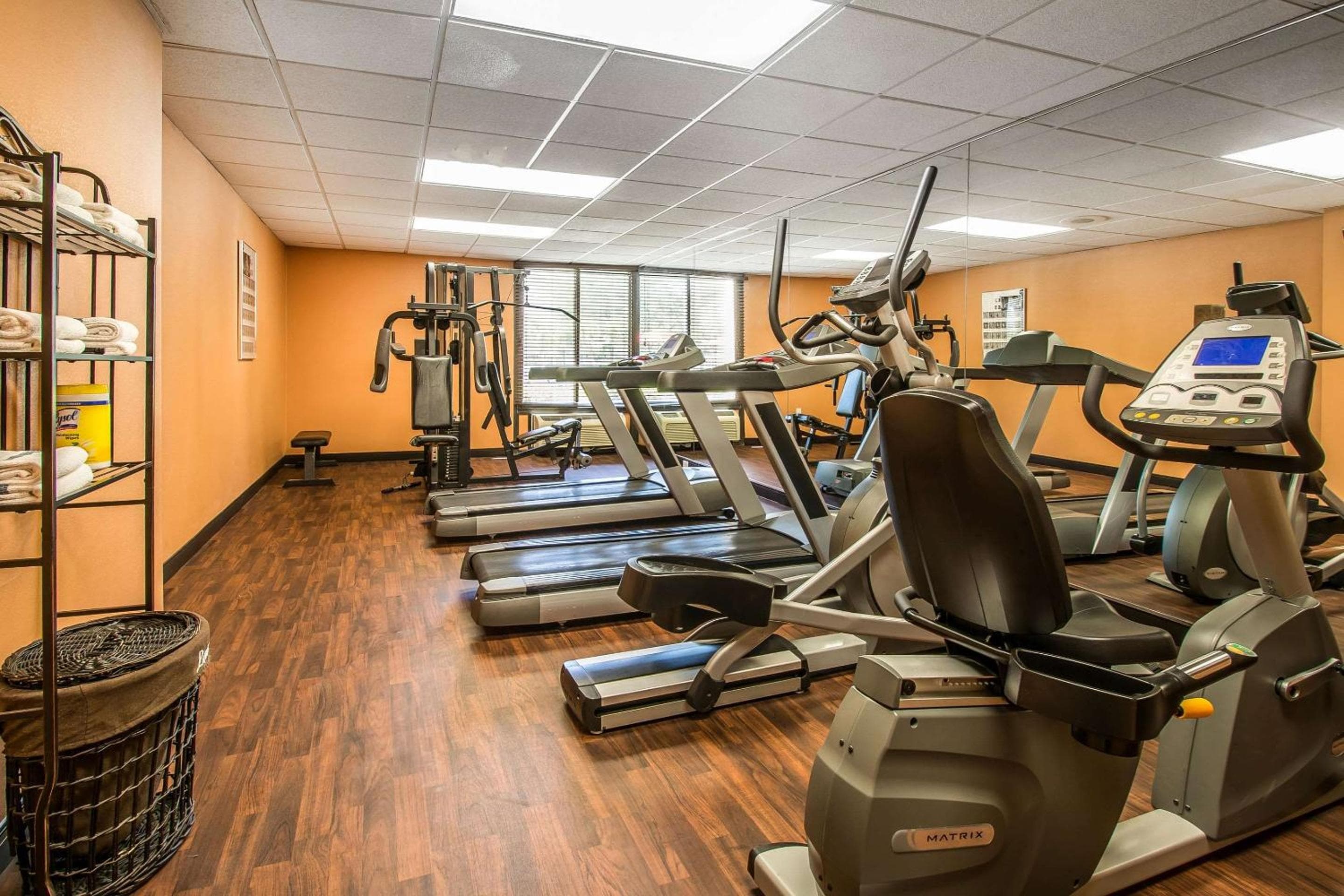 Comfort Inn & Suites Kissimmee by the Parks — 18
