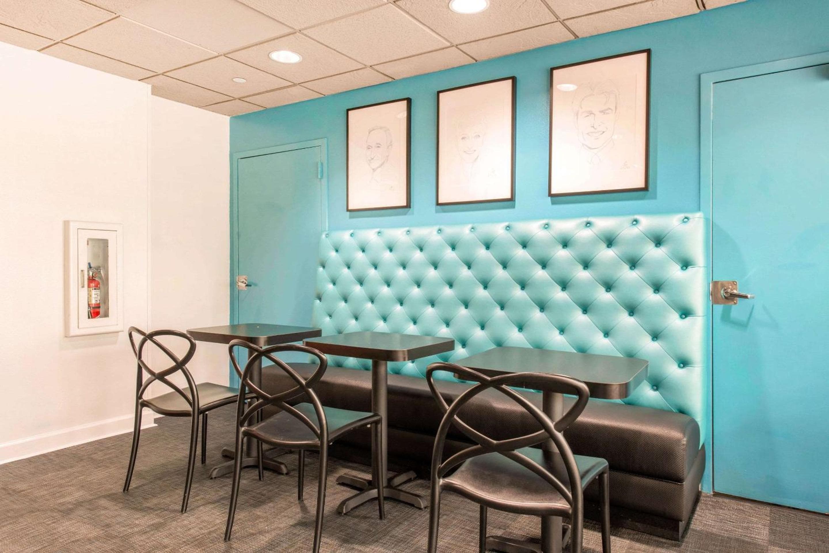 Quality Inn & Suites cerca de los parques temáticos — 16