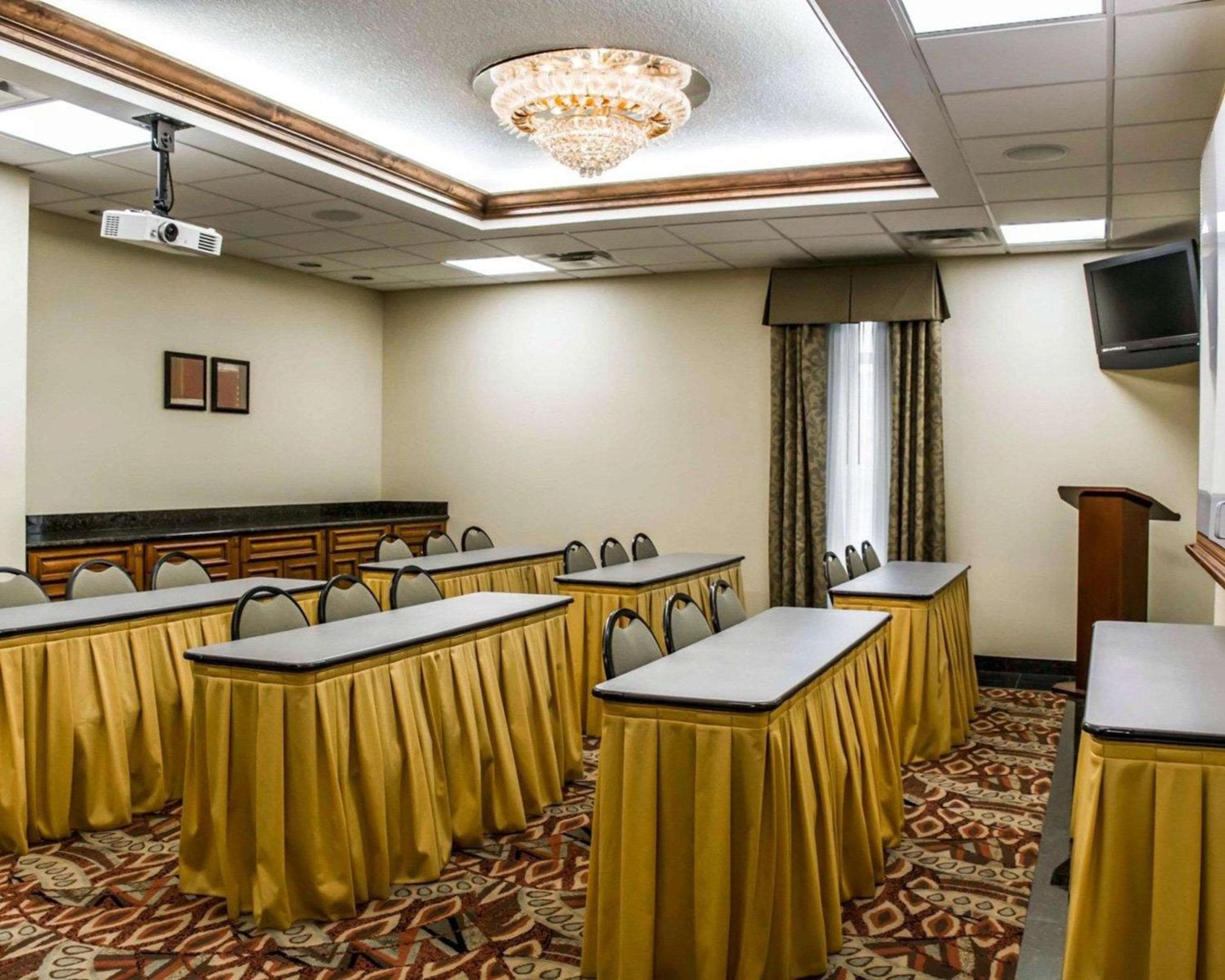 Quality Inn Airport - Puerto de cruceros — 16