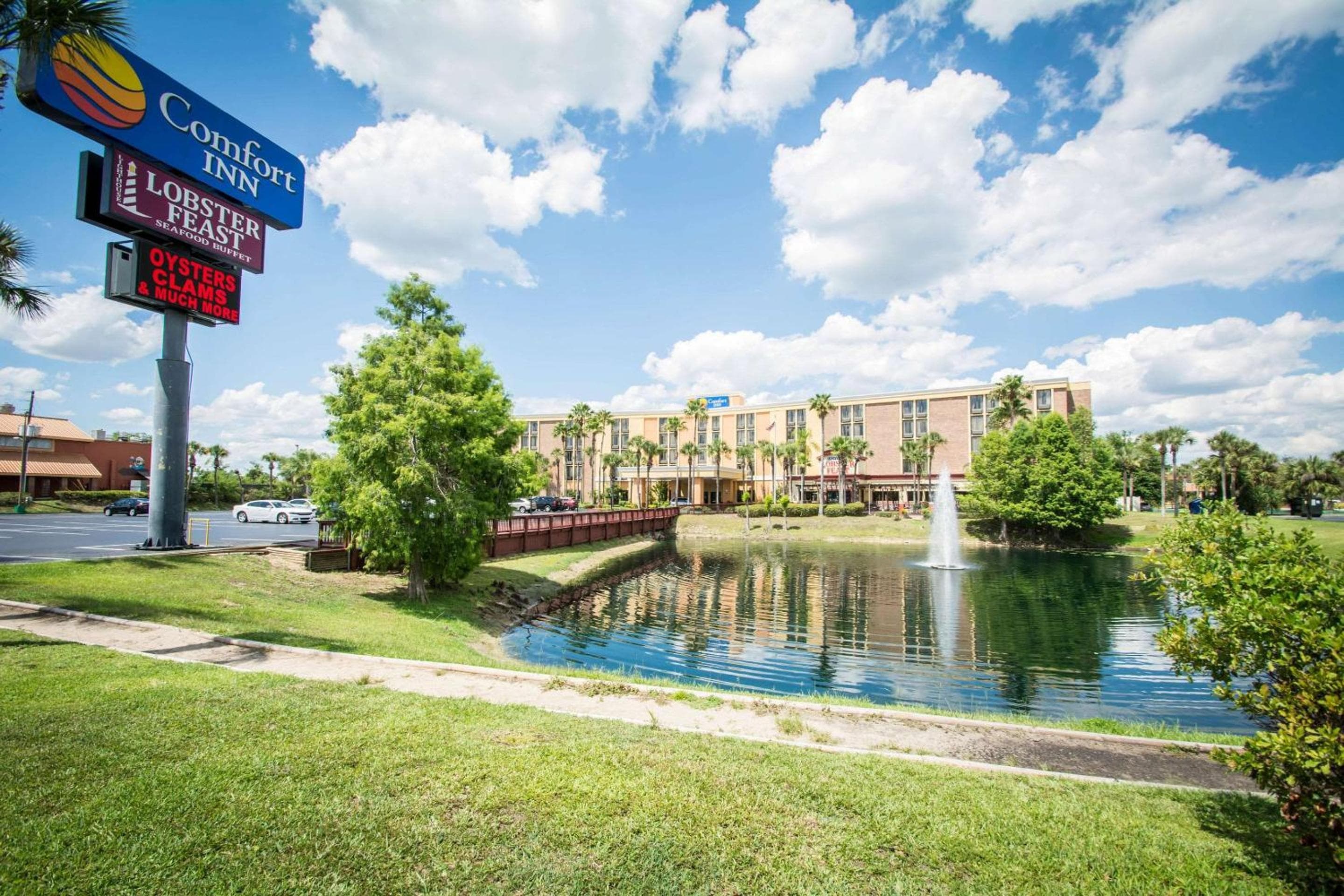 Comfort Inn & Suites Kissimmee by the Parks — 1