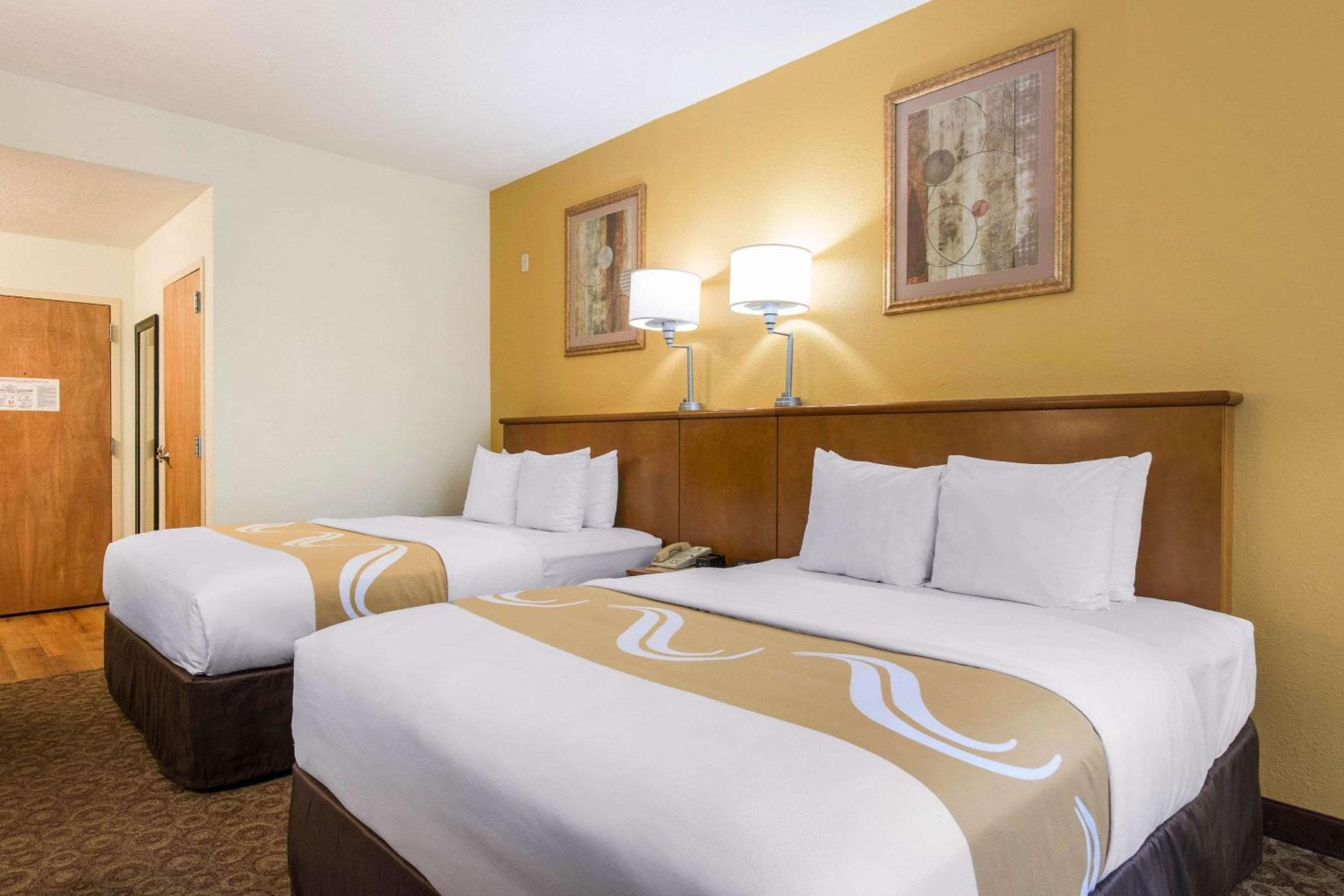 Quality Inn & Suites cerca de los parques temáticos — 25