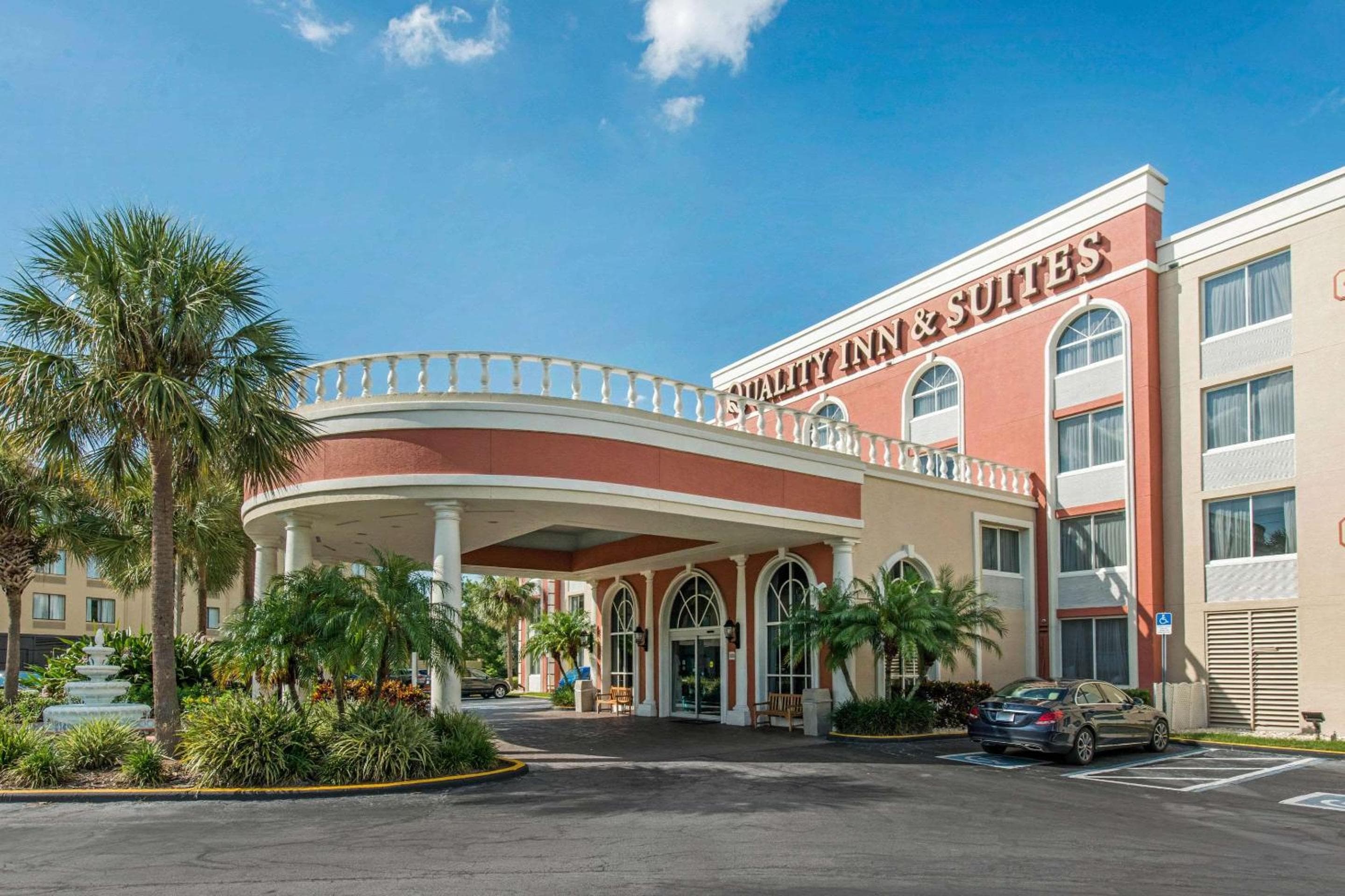 Quality Inn & Suites cerca de los parques temáticos — 1