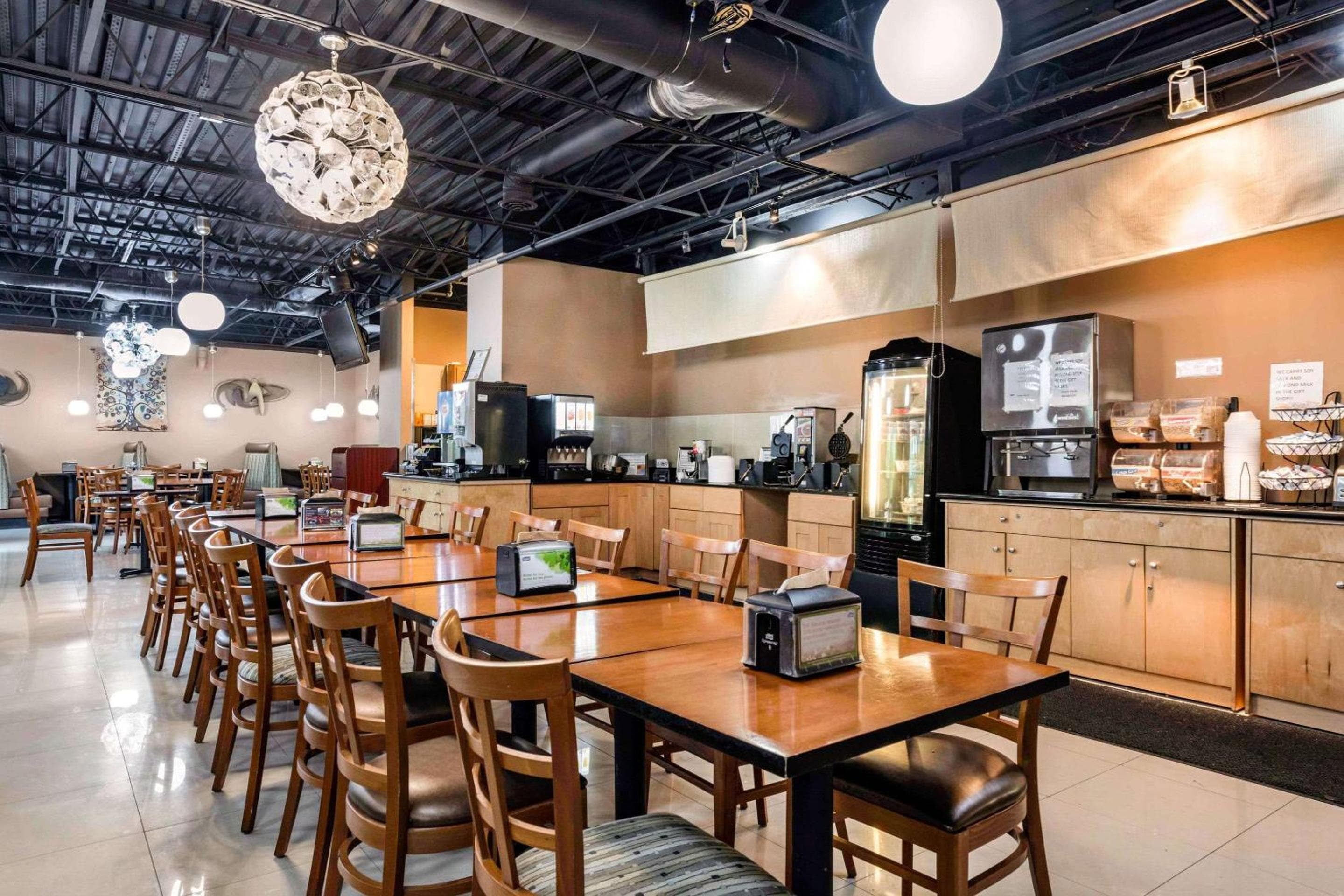 Rodeway Inn & Suites Fort Lauderdale Airport & Cruise Port — 22
