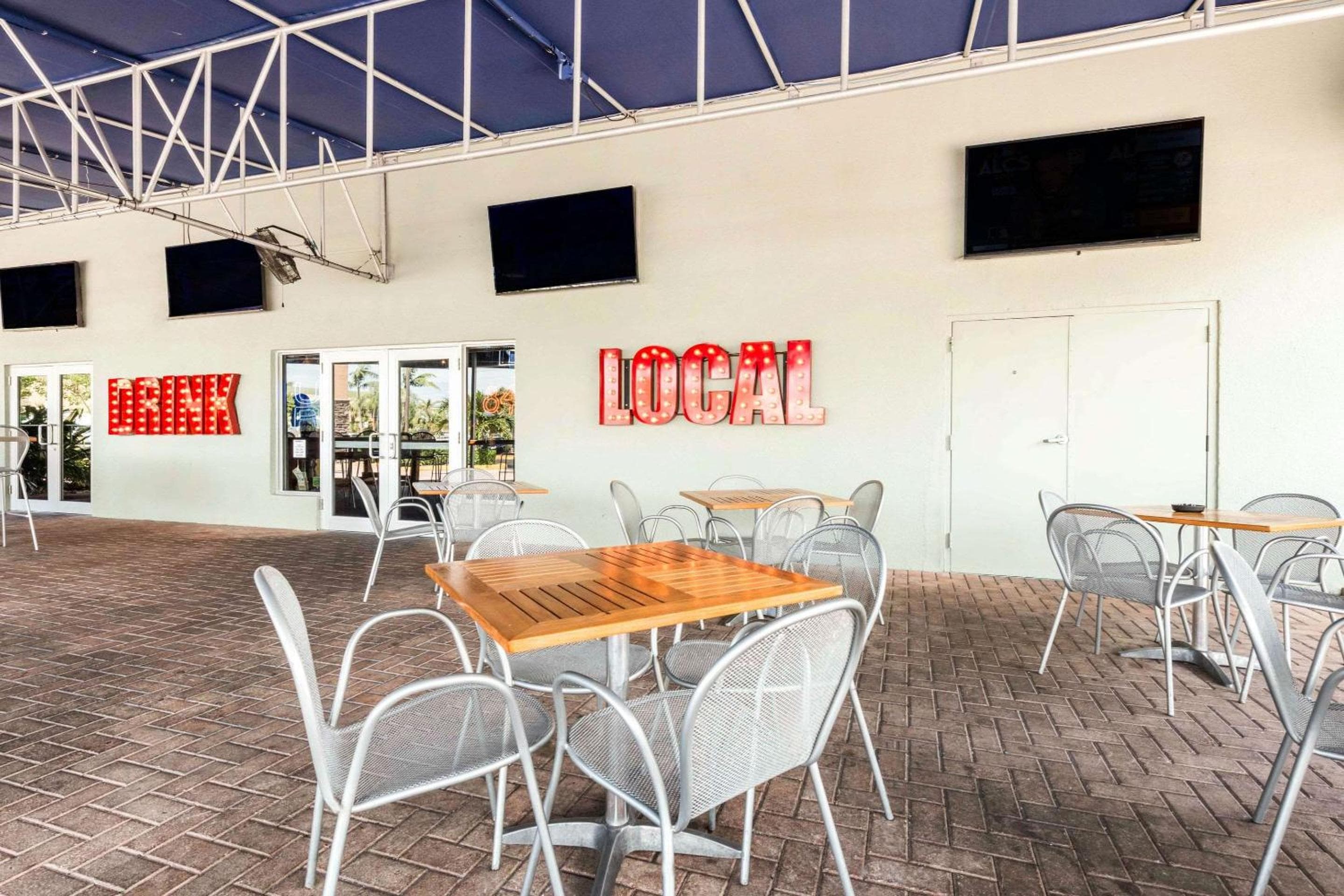 Rodeway Inn & Suites Fort Lauderdale Airport & Cruise Port — 24