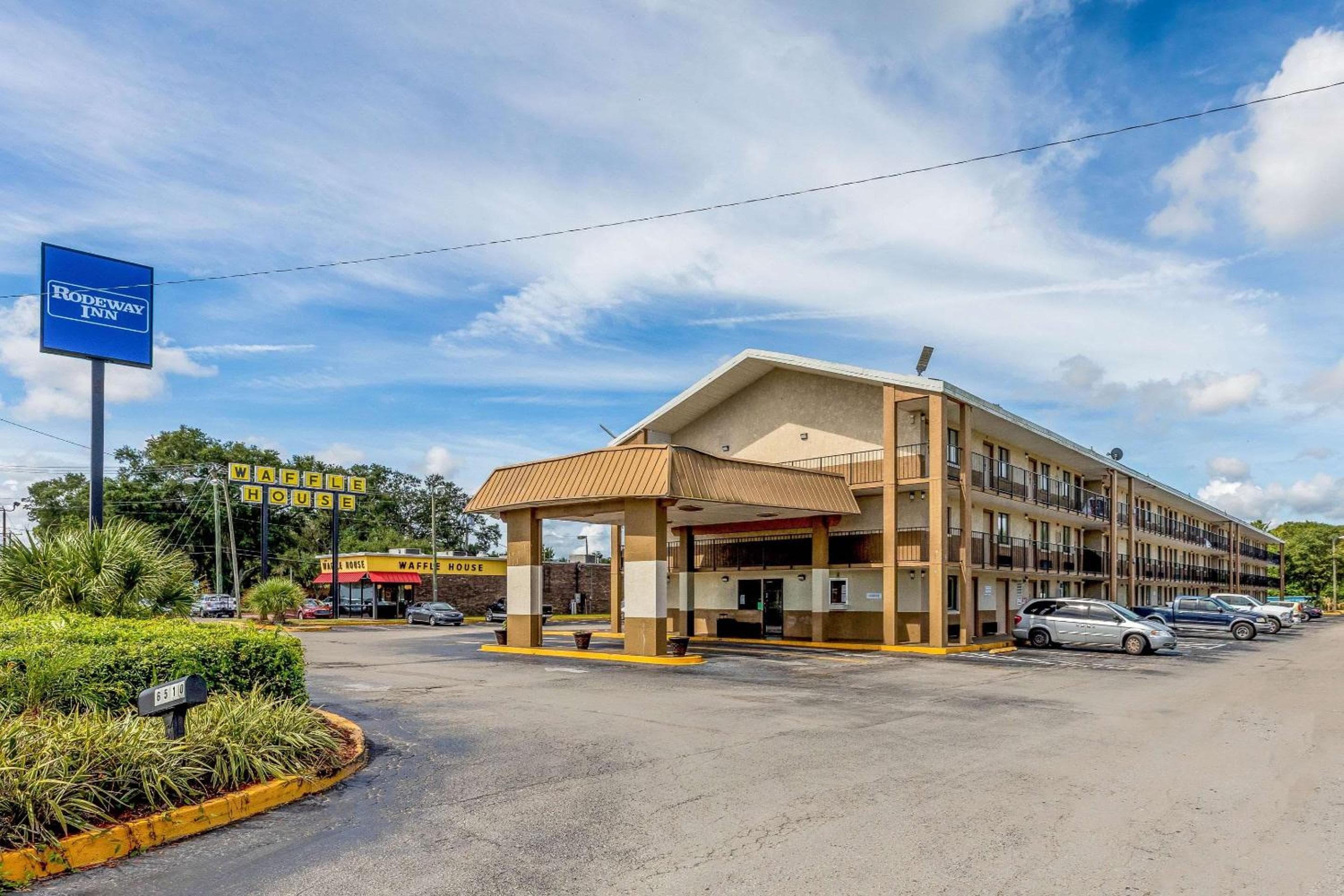Rodeway Inn Messe- und Casinohotel — 4
