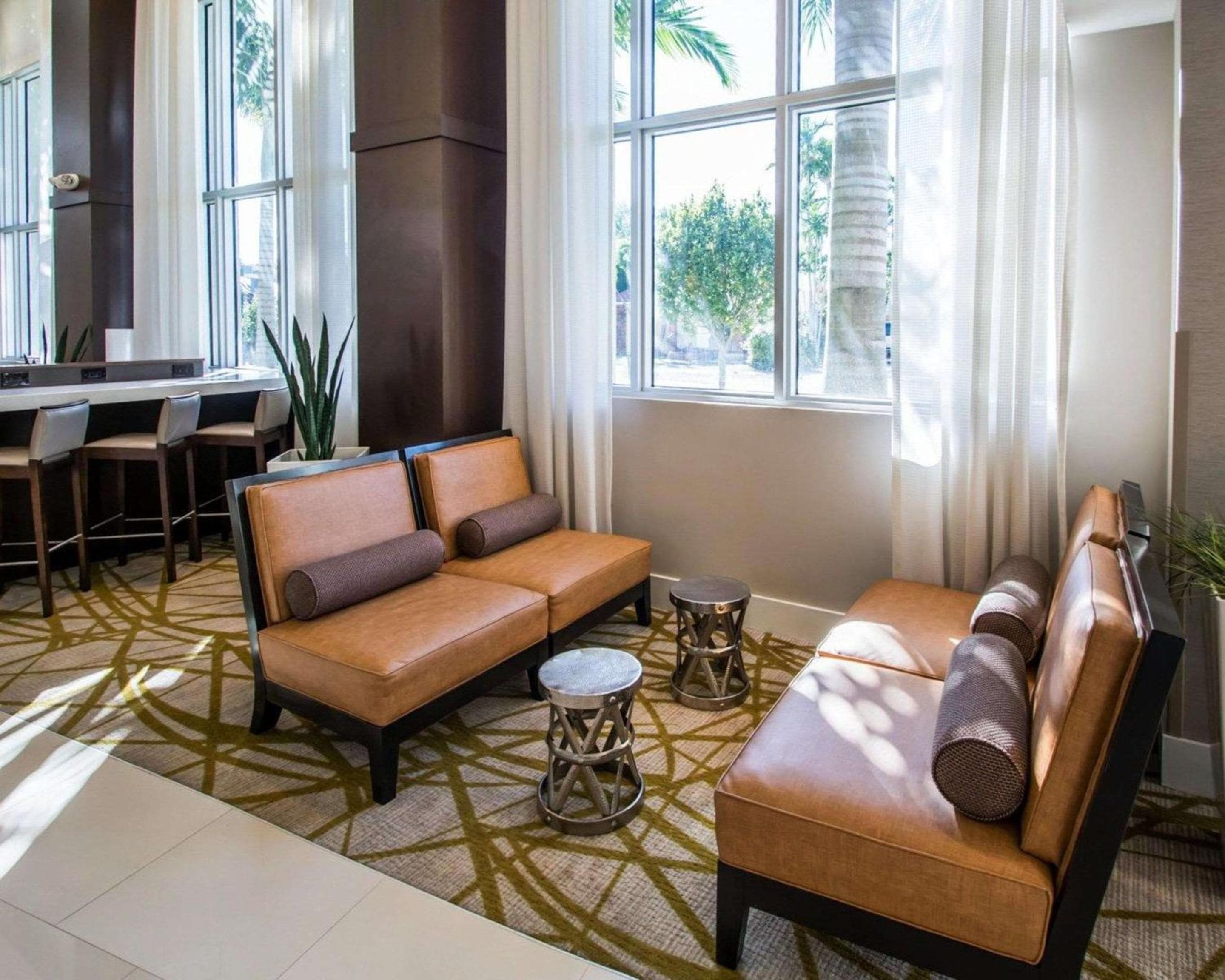 Comfort Suites Miami Aeropuerto Norte — 5
