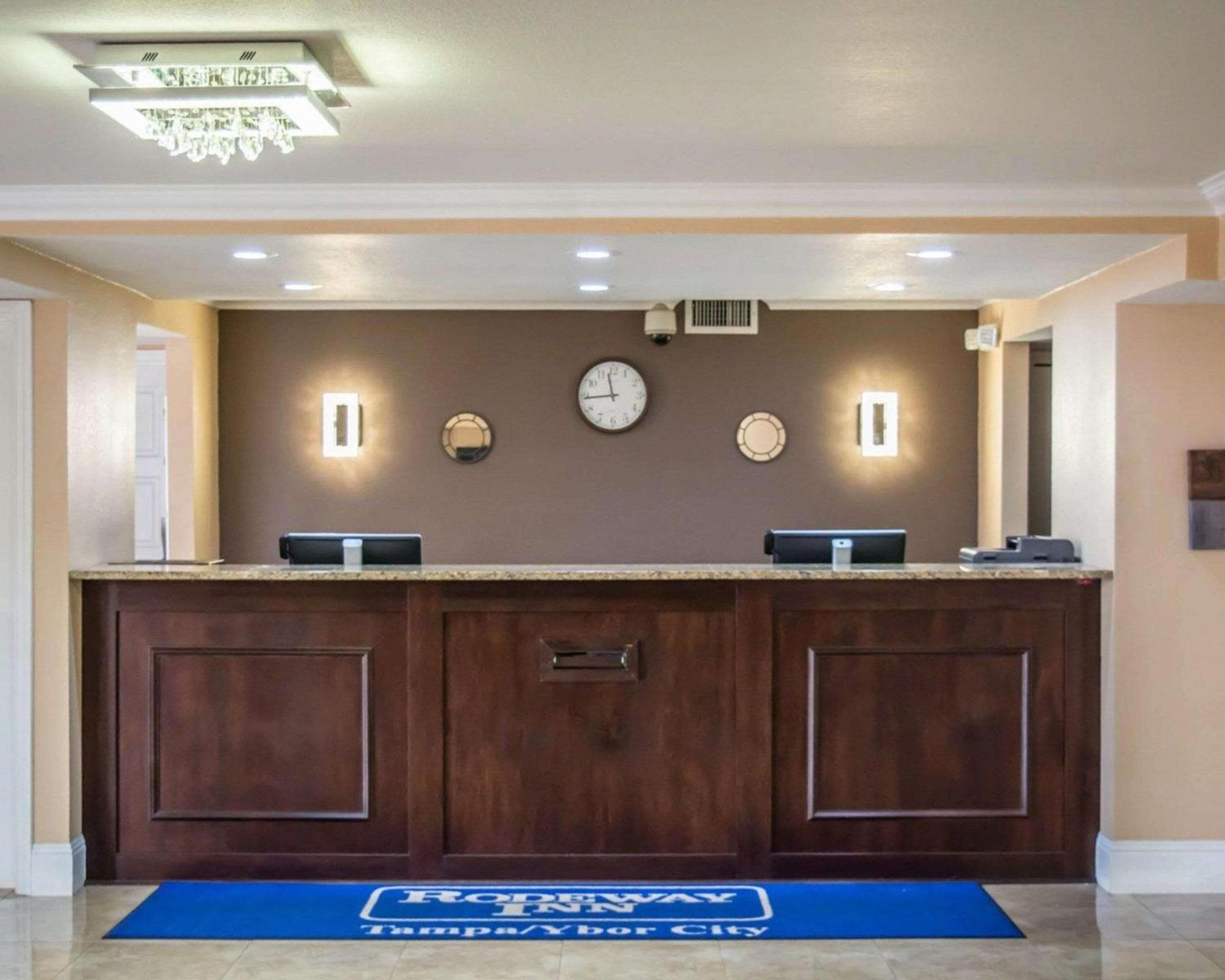 Rodeway Inn Tampa-Ybor City — 25