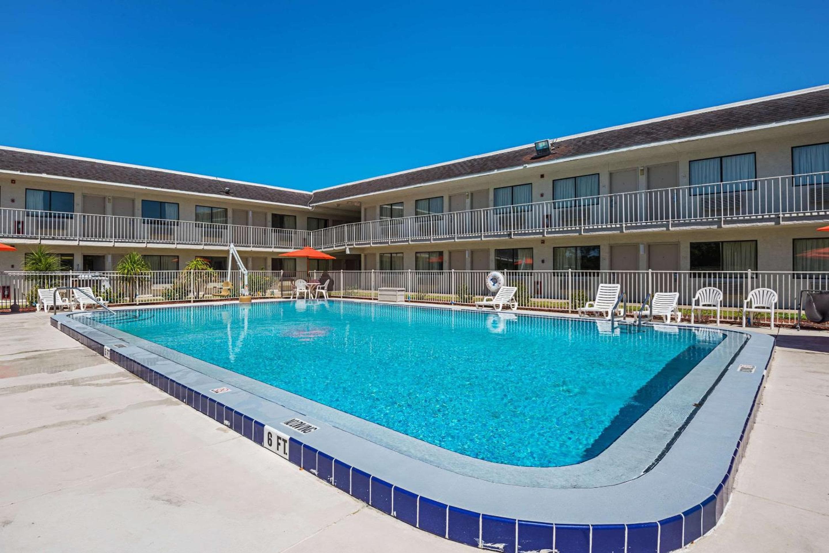 Rodeway Inn Kissimmee - Orlando Maingate West - Free Theme Park Shuttle — 23