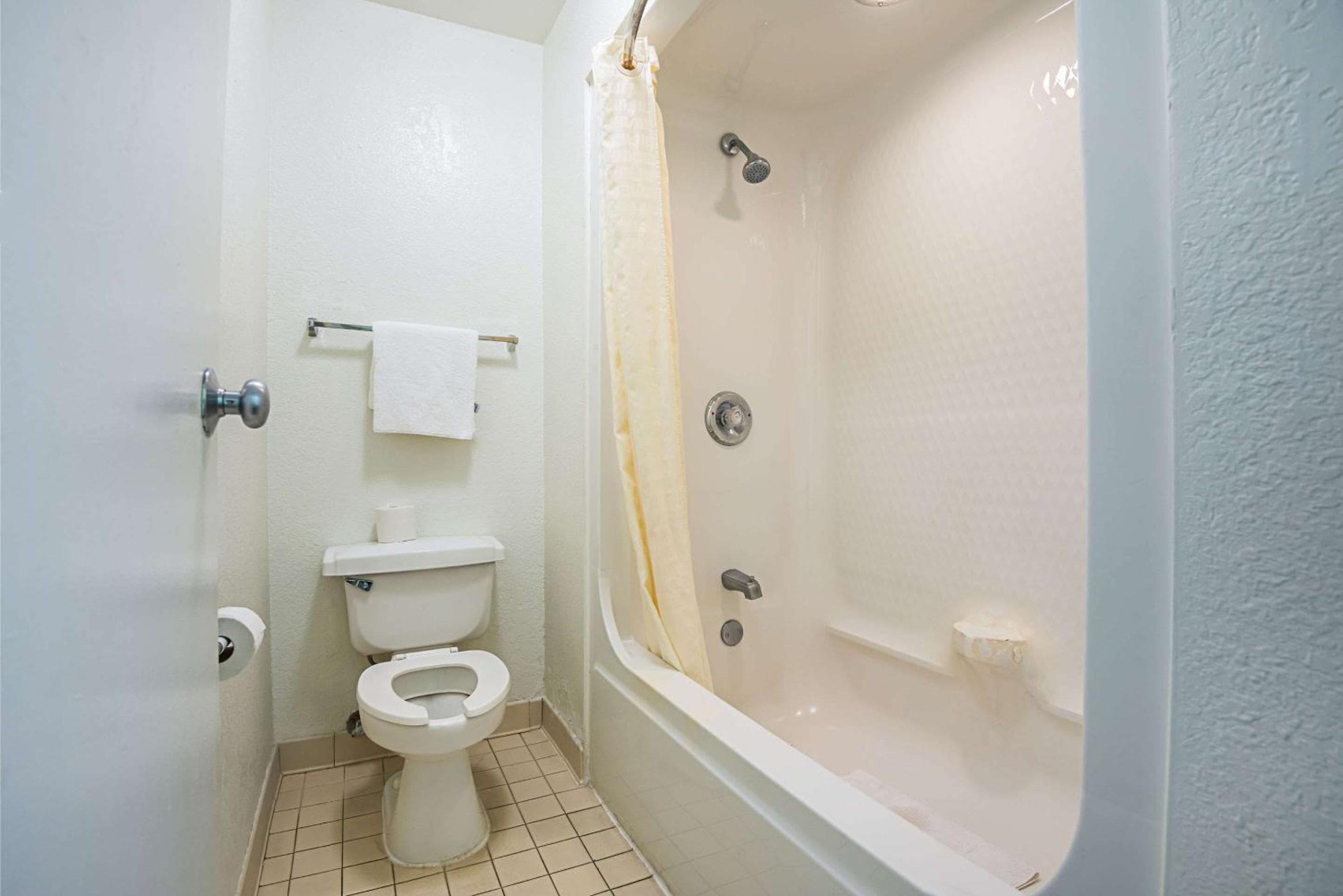 Rodeway Inn Kissimmee - Orlando Maingate West - Free Theme Park Shuttle — 19