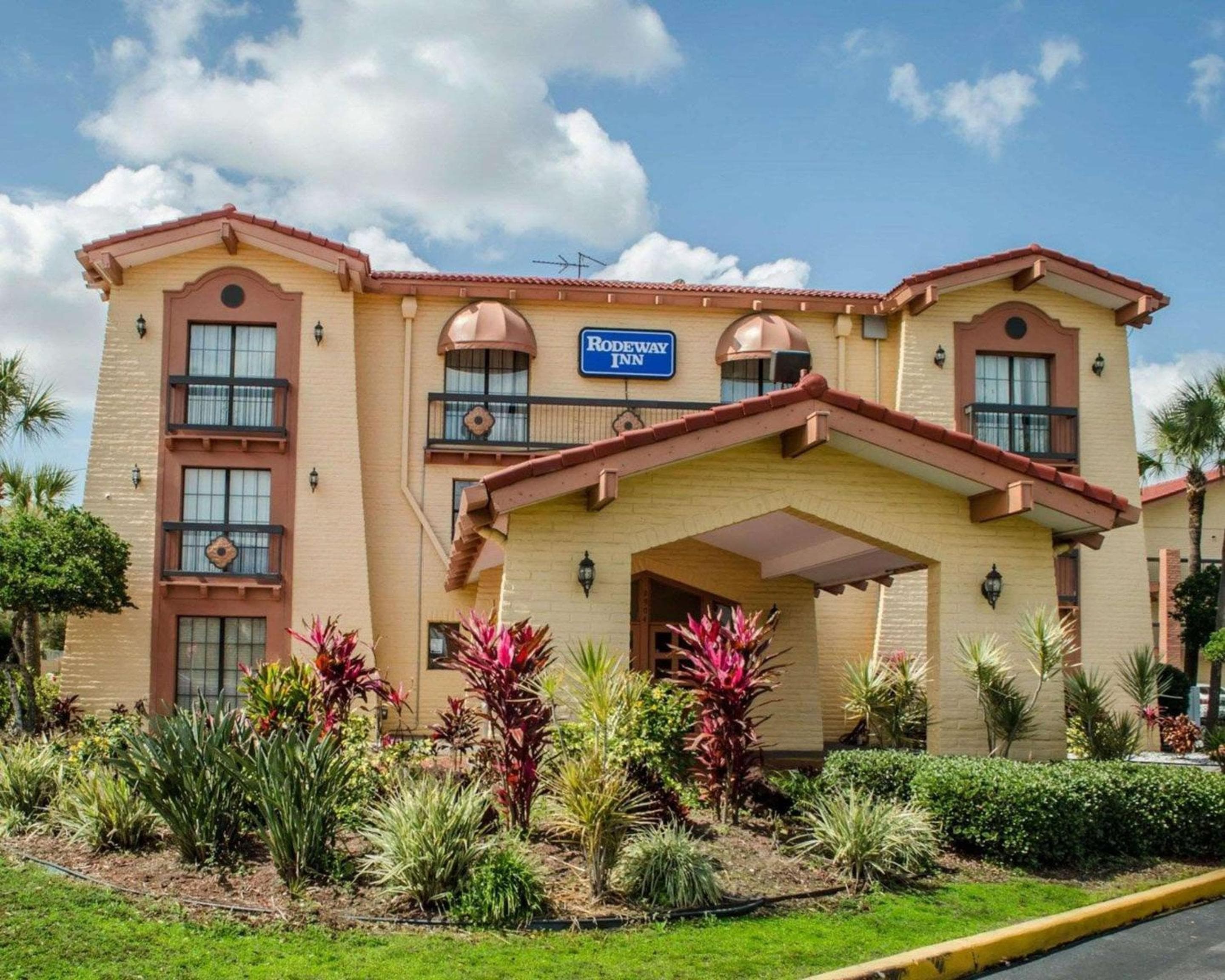 Rodeway Inn Tampa-Ybor City — 4