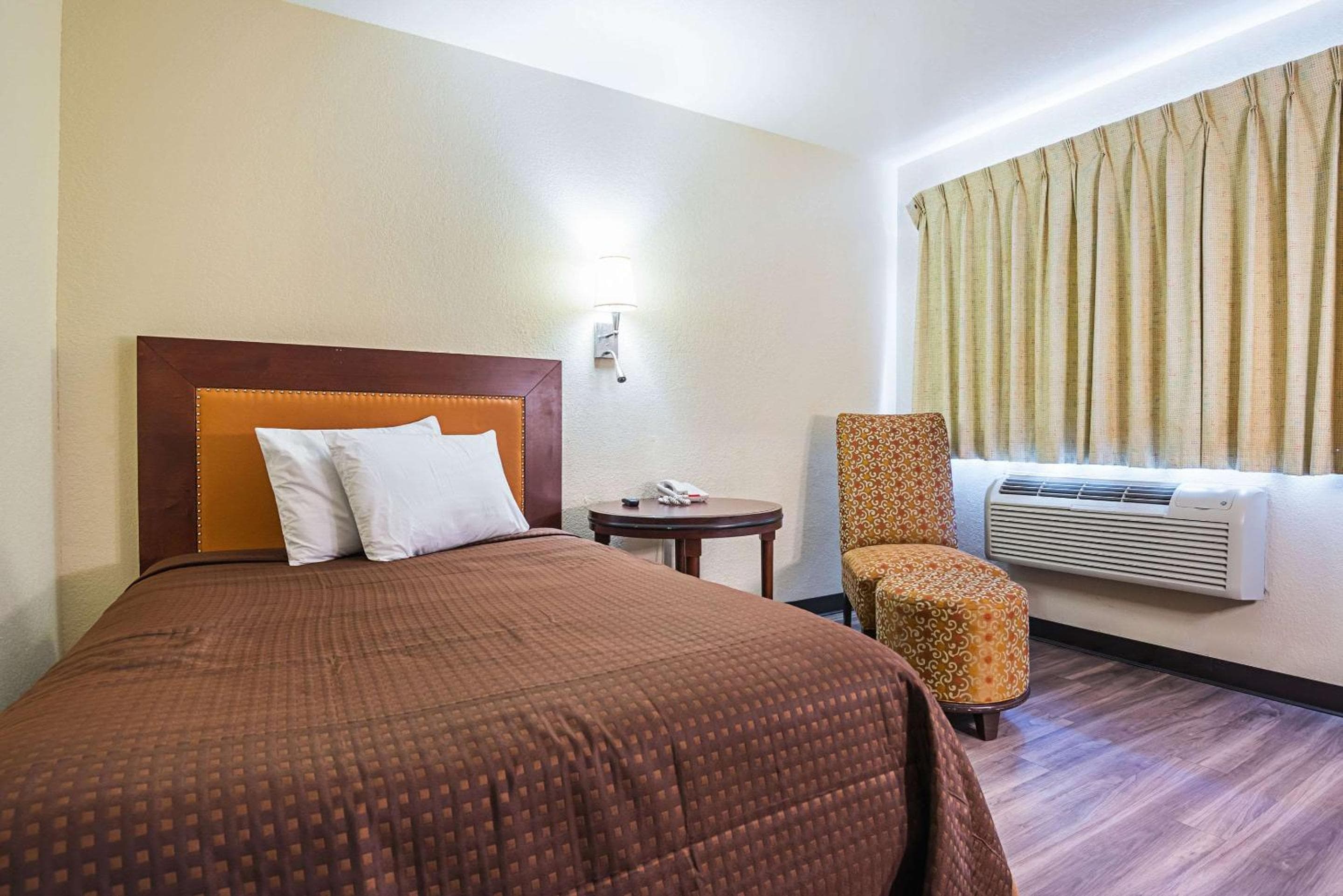 Rodeway Inn Kissimmee - Orlando Maingate West - Free Theme Park Shuttle — 22