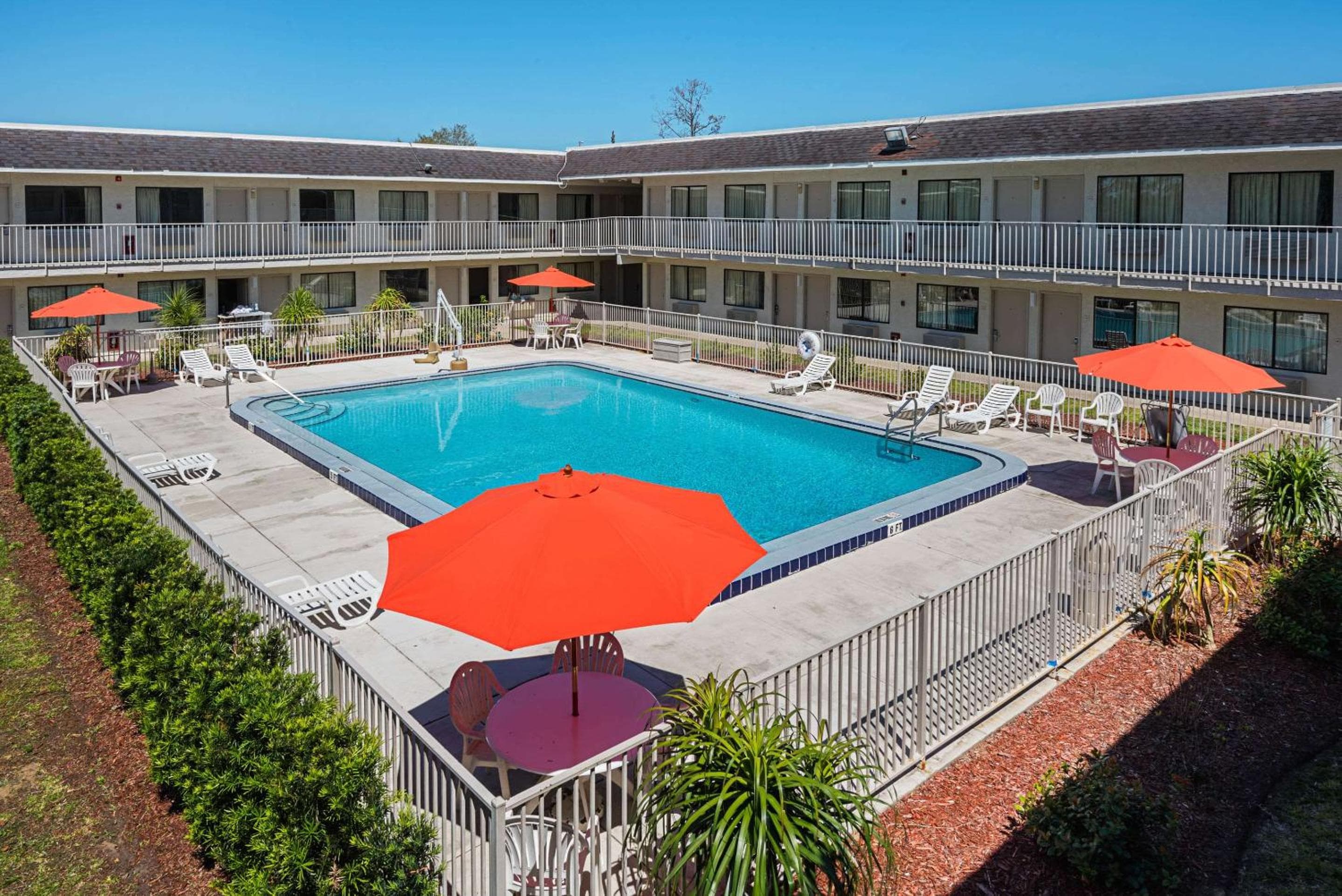 Rodeway Inn Kissimmee - Orlando Maingate West - Free Theme Park Shuttle — 21