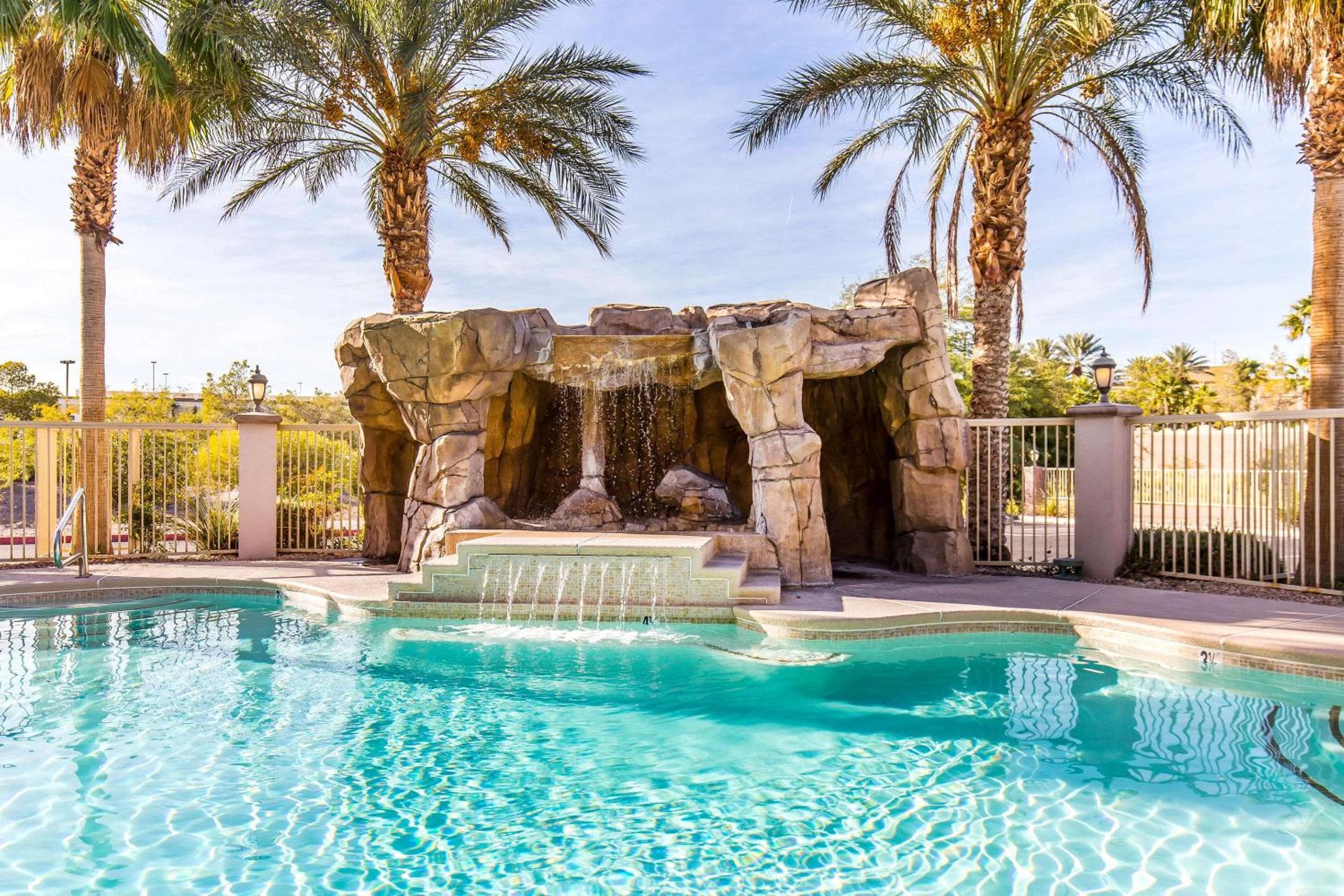 Comfort Inn & Suites Henderson - Las Vegas — 30