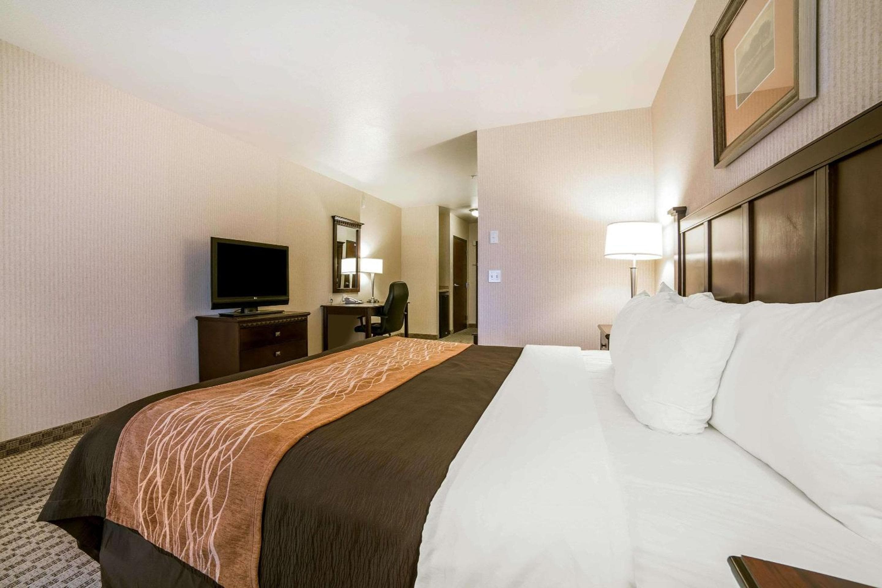 Comfort Inn & Suites Henderson - Las Vegas — 19