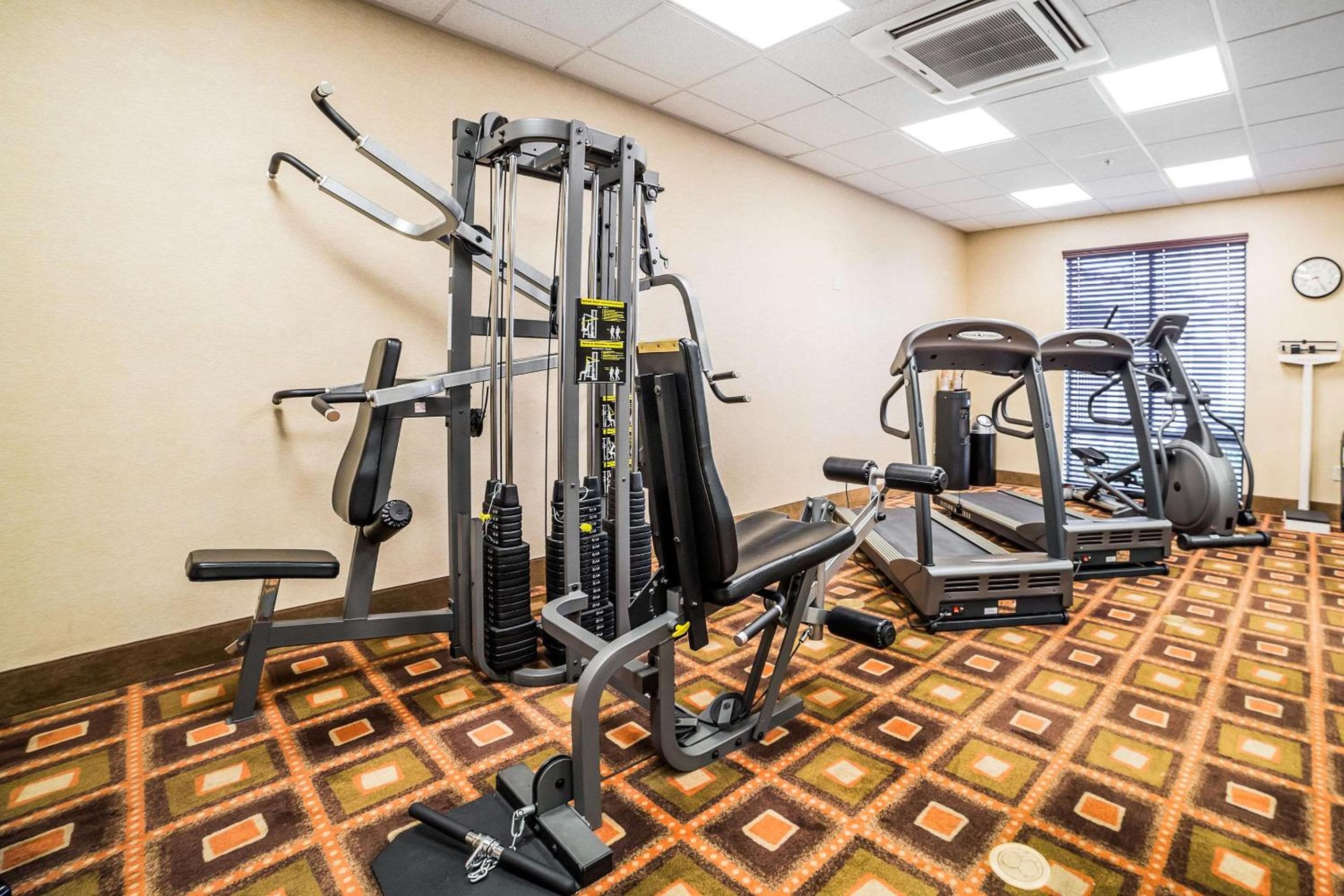 Comfort Inn & Suites Henderson - Las Vegas — 17