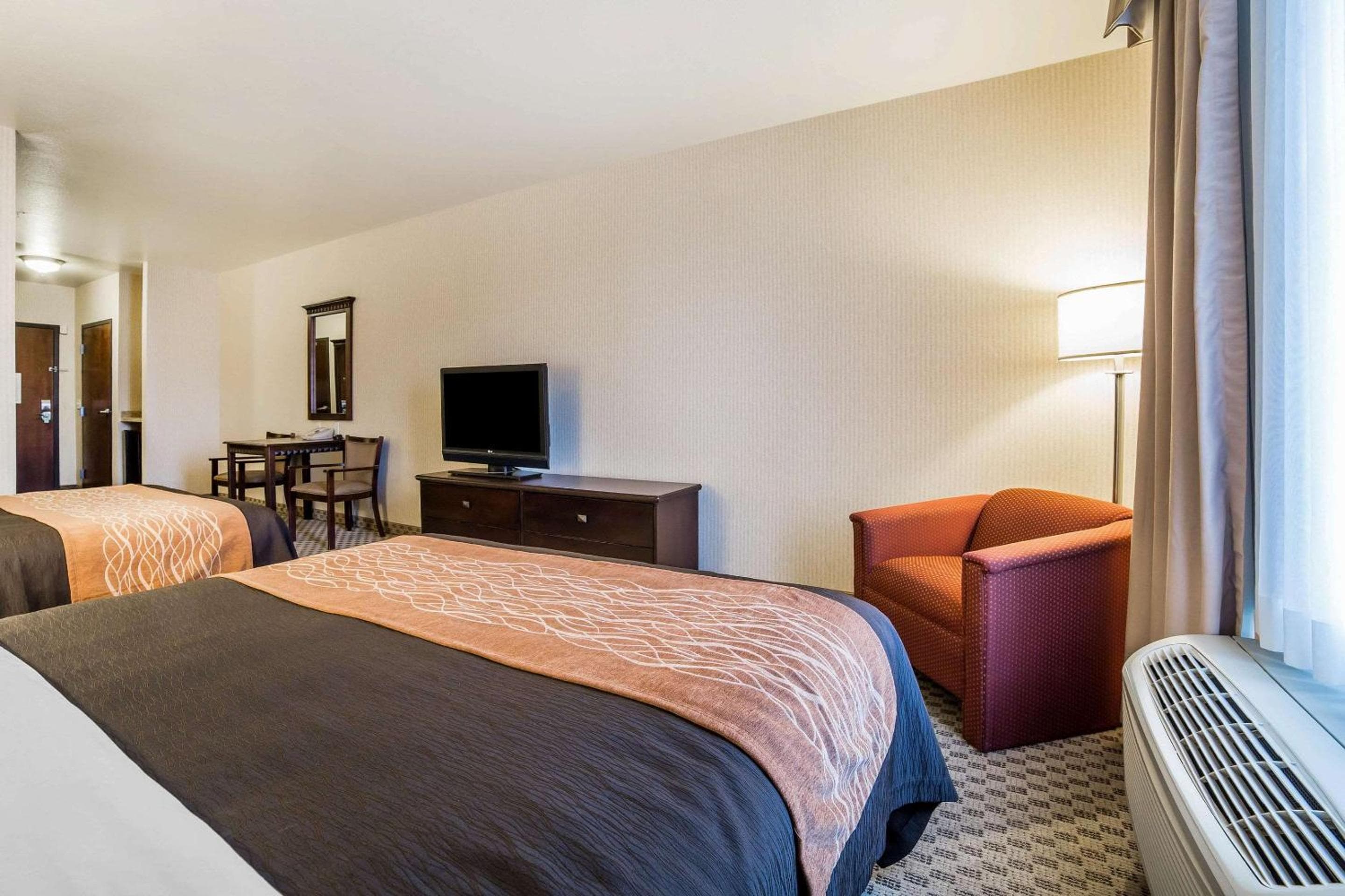Comfort Inn & Suites Henderson - Las Vegas — 26