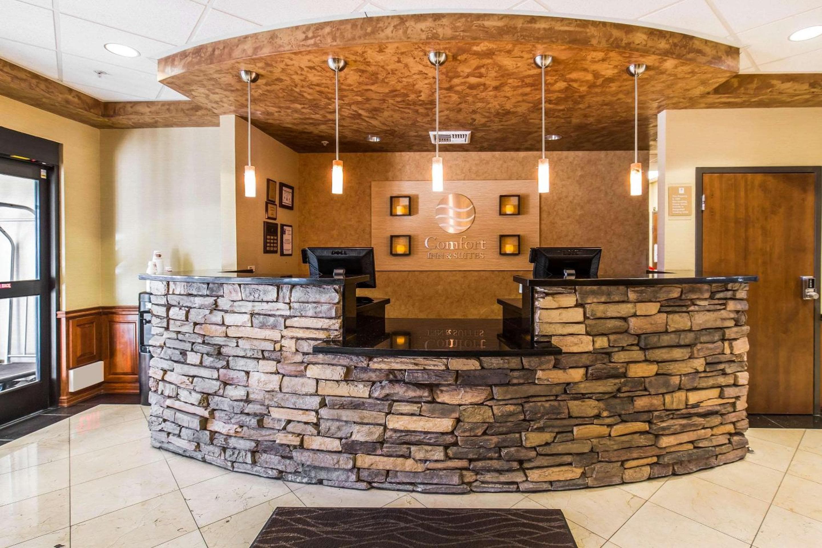 Comfort Inn & Suites Henderson - Las Vegas — 8