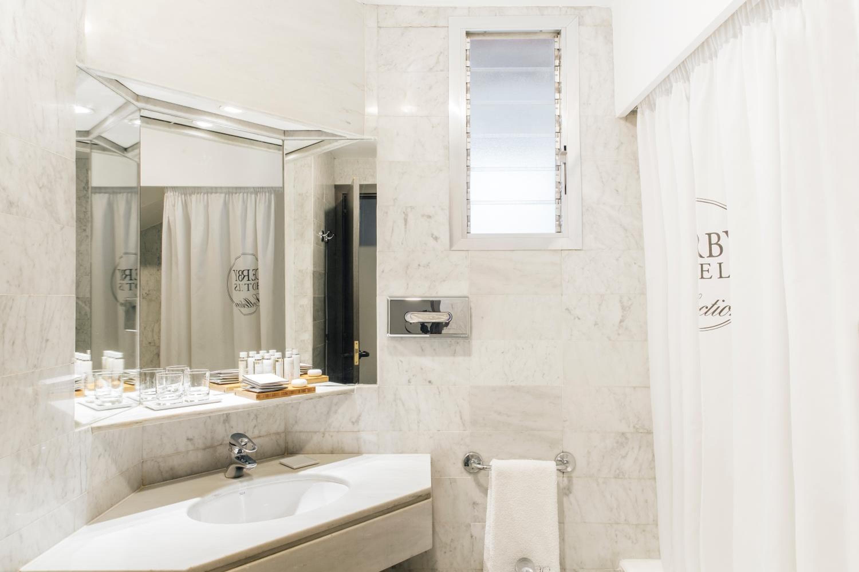 Hotel Gran Derby Suites, a Small Luxury Hotel of the World — 7