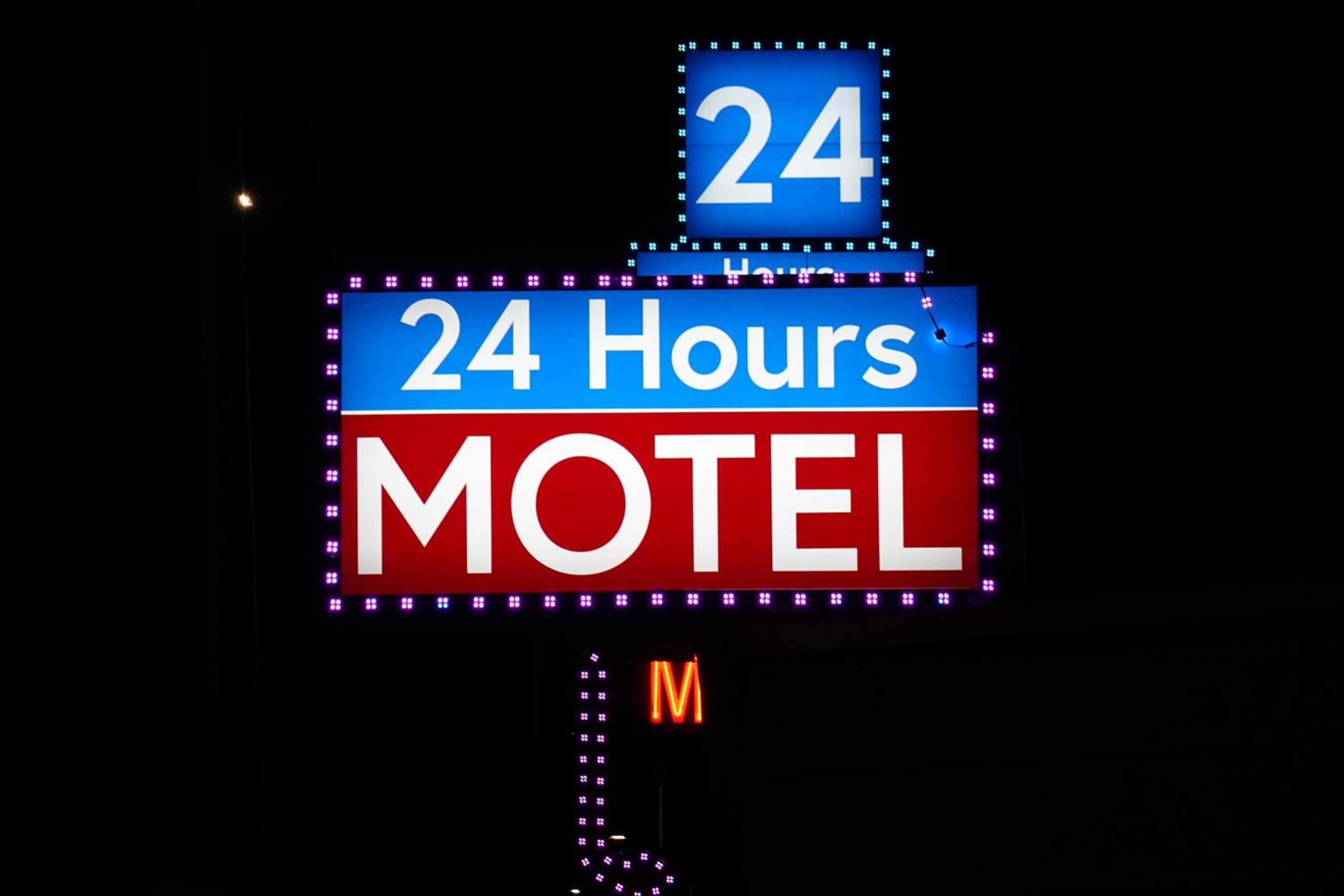 Motel 24 Horas — 16