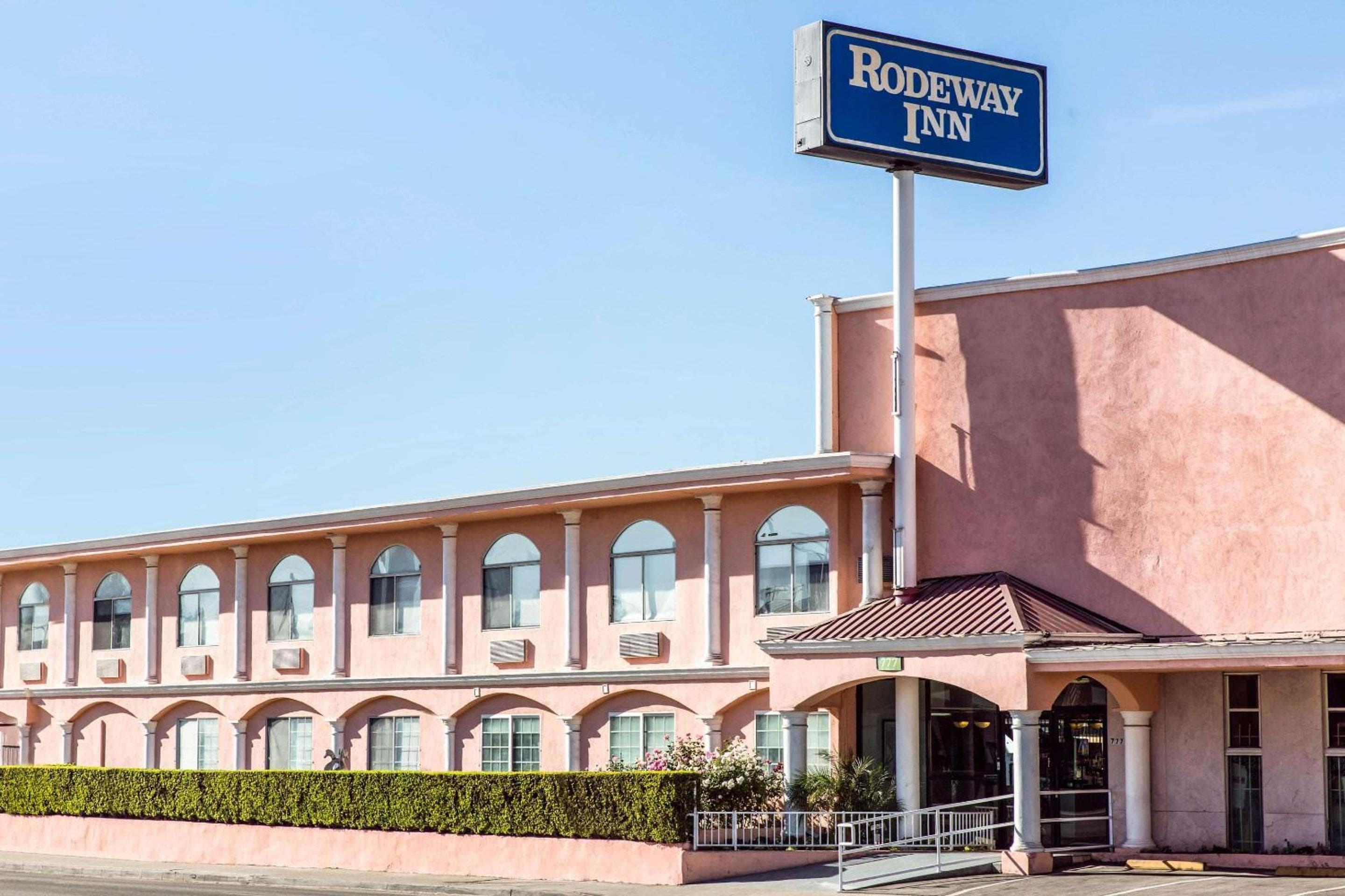 Rodeway Inn vicino a Melrose Ave — 14