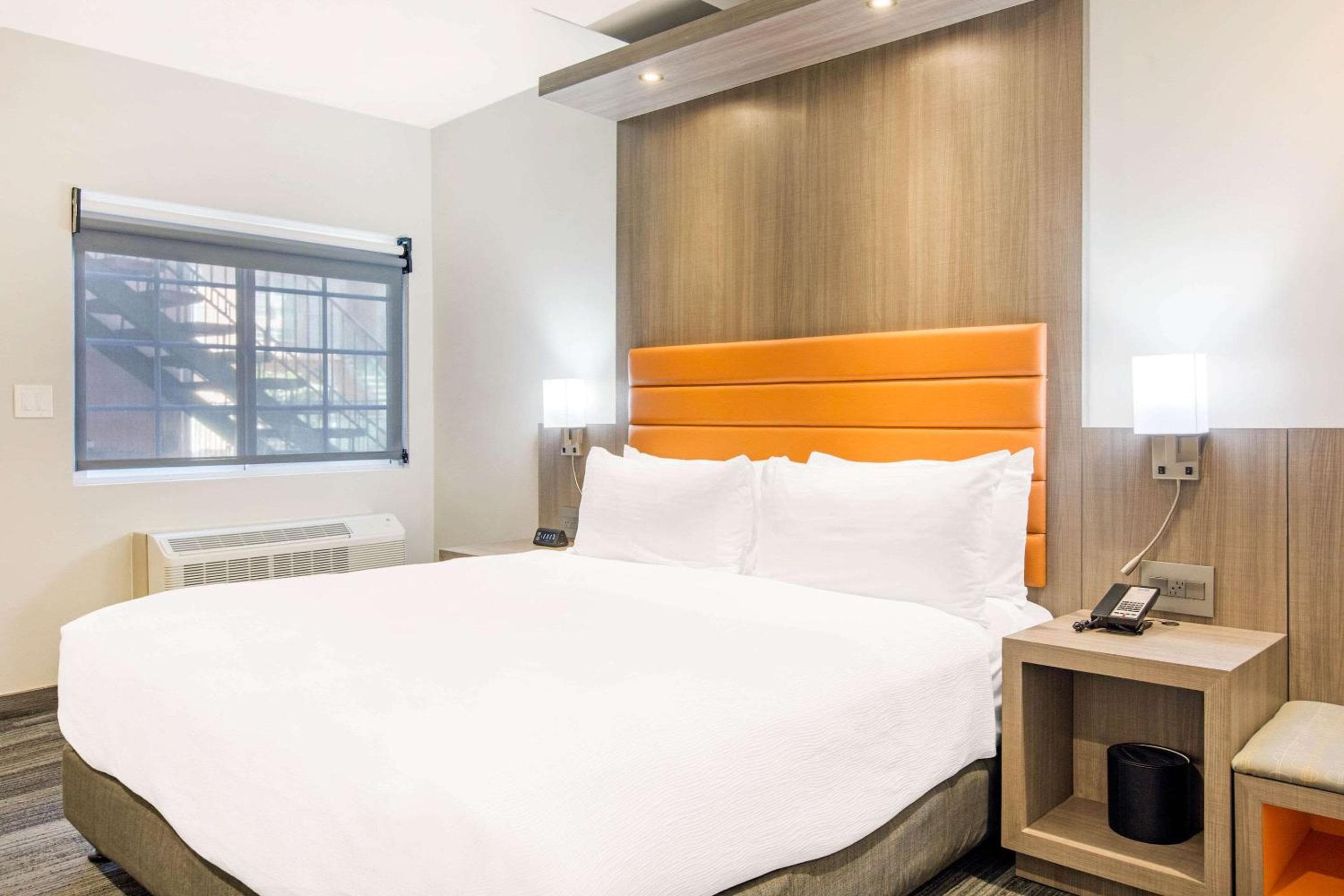 Rodeway Inn vicino a Melrose Ave — 29