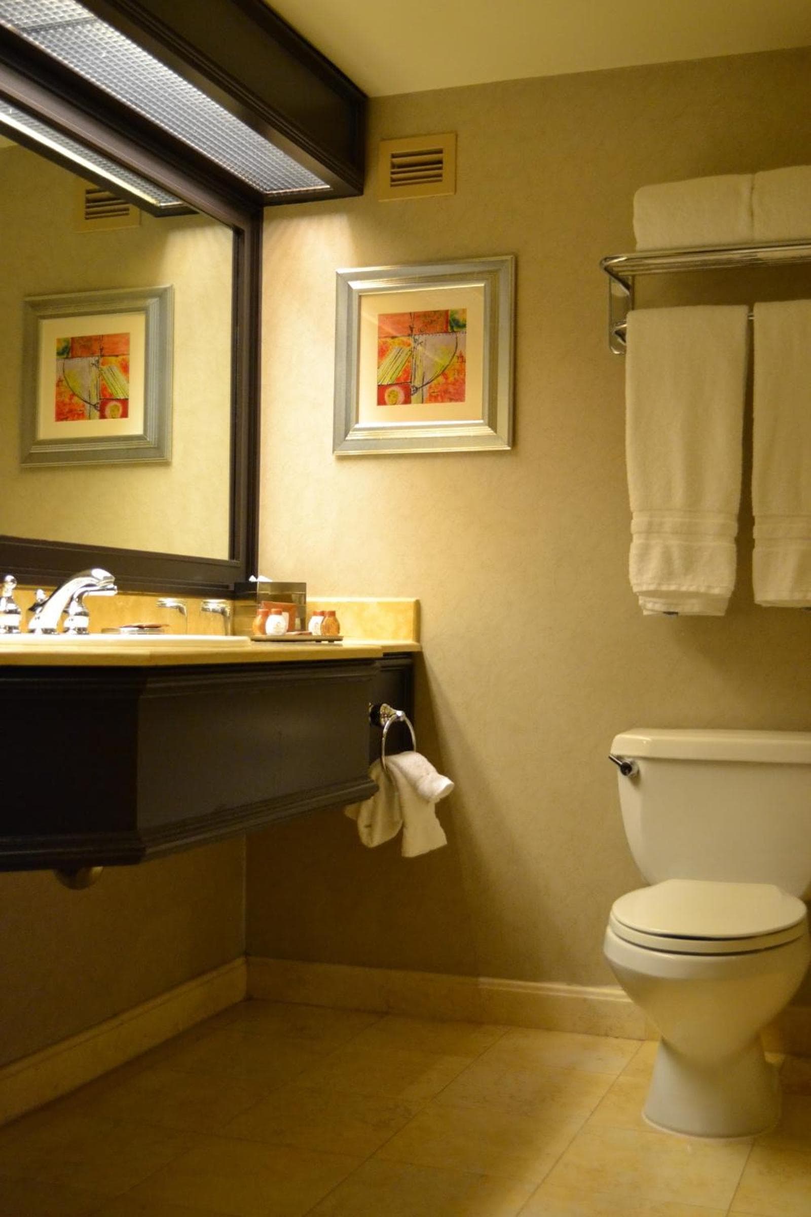 Treasure Island - TI Las Vegas Hotel & Casino, un hotel Radisson — 9