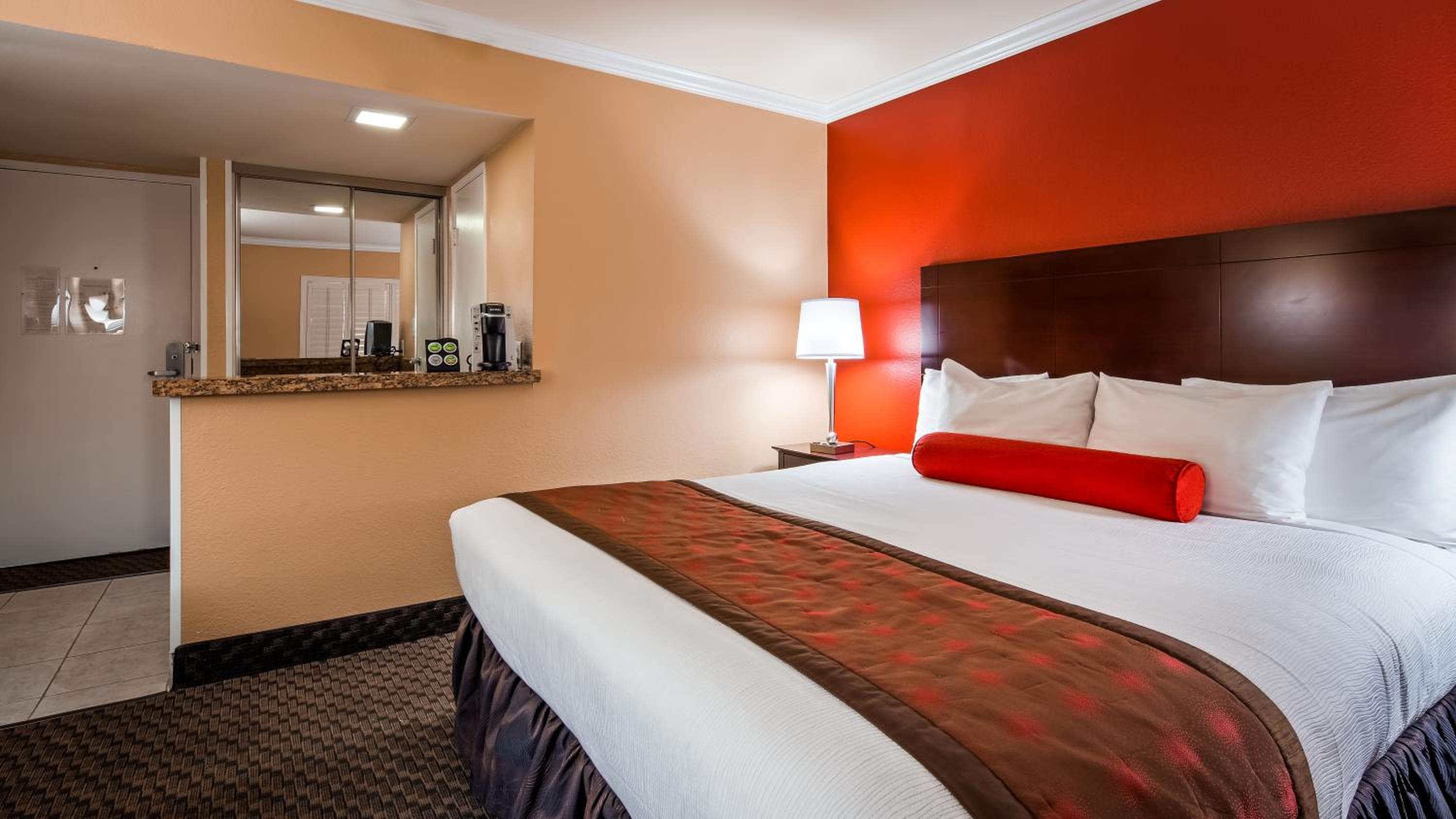 Best Western Plus Casino Royale - Centro Strip — 2