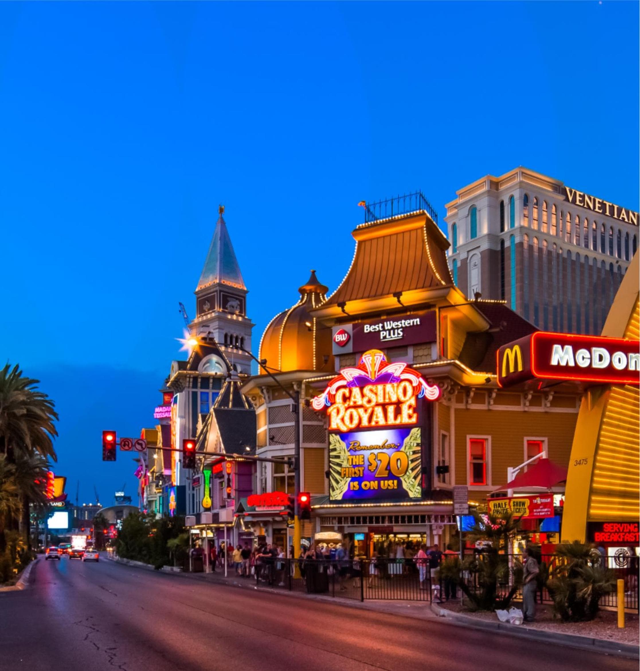 Best Western Plus Casino Royale - Centro Strip — 1