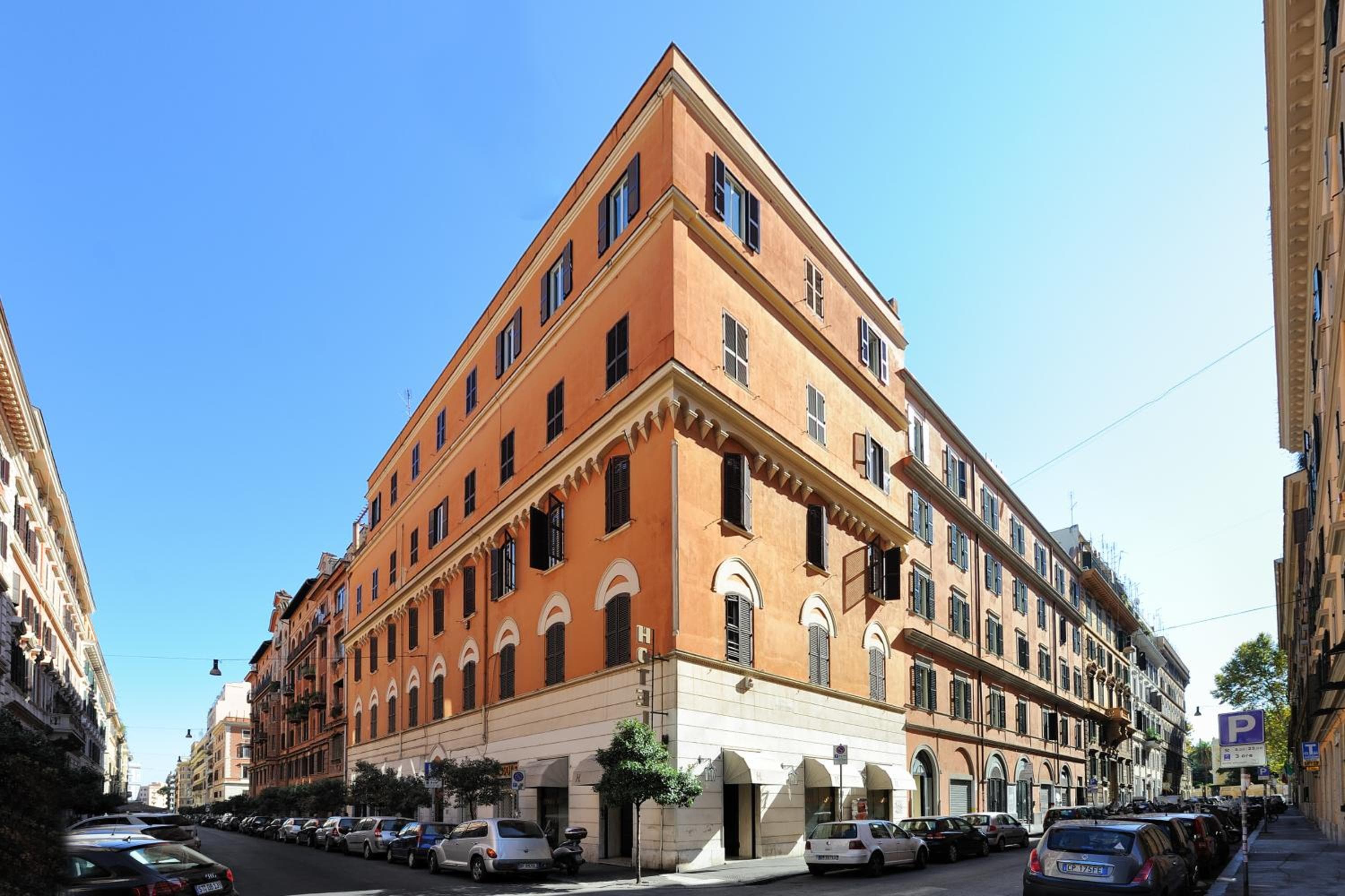 LH Hotel Lloyd Roma — 1