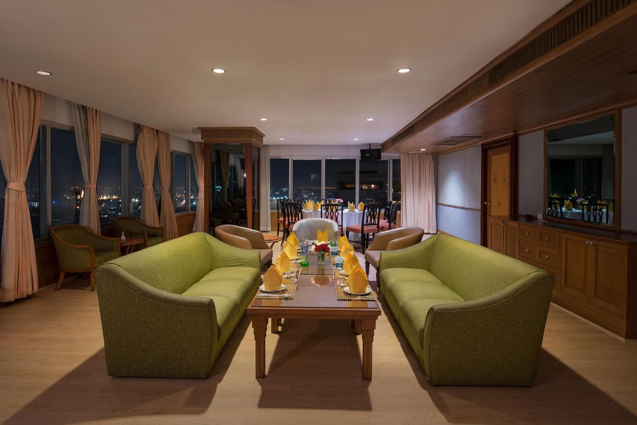 Prince Palace Hotel Bangkok — 8