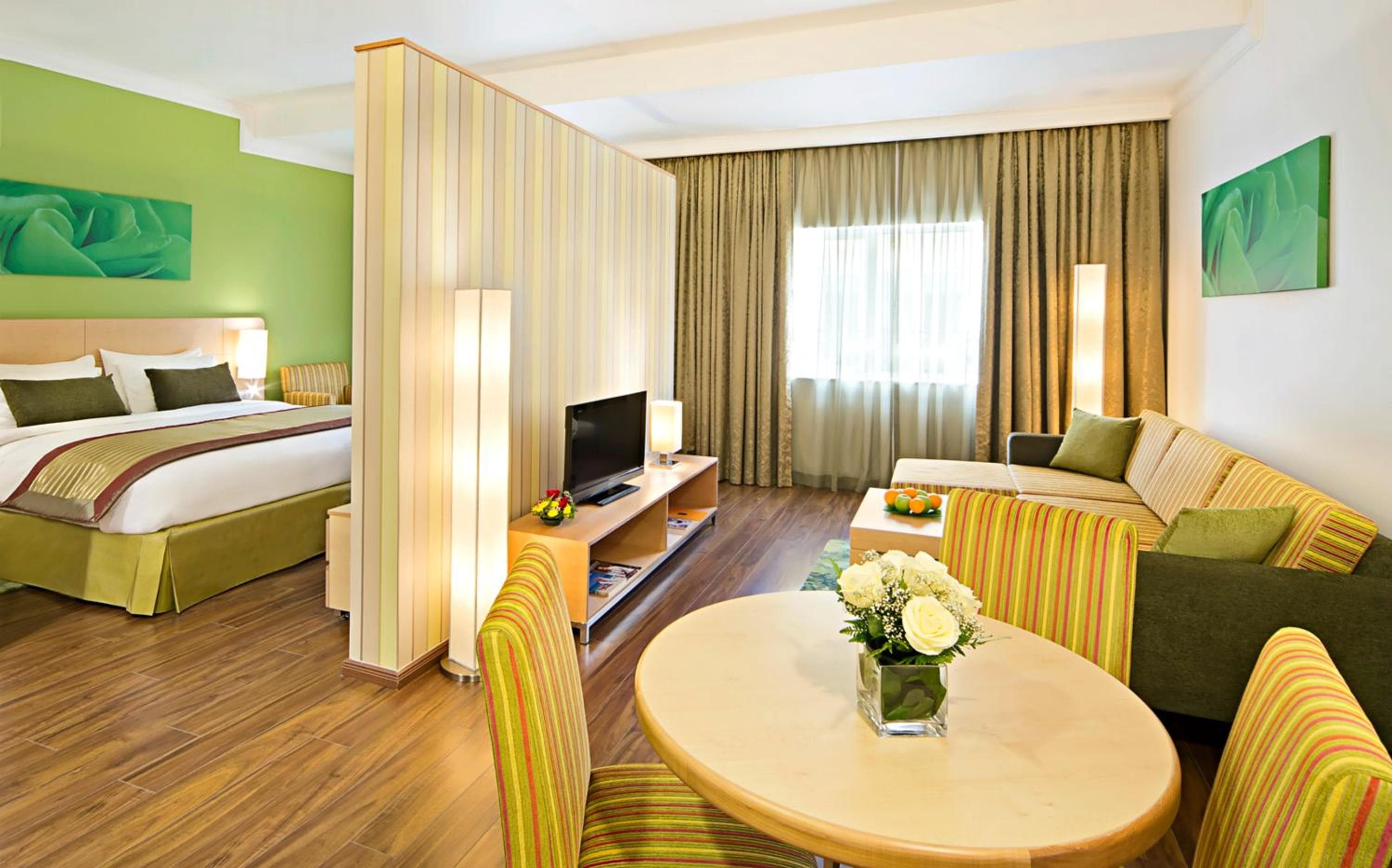 Al Khoory Executive Hotel, Al Wasl — 29