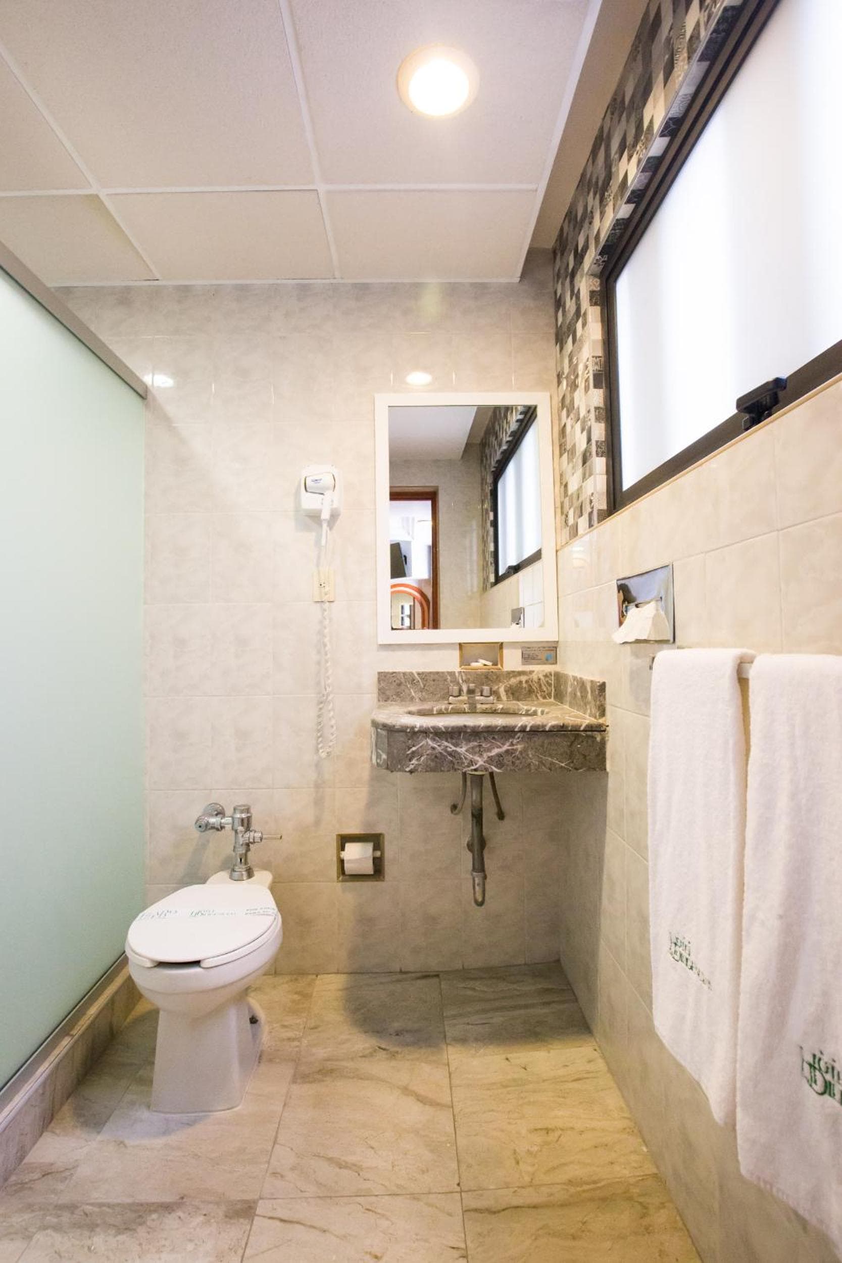Hotel Diligencias — 13